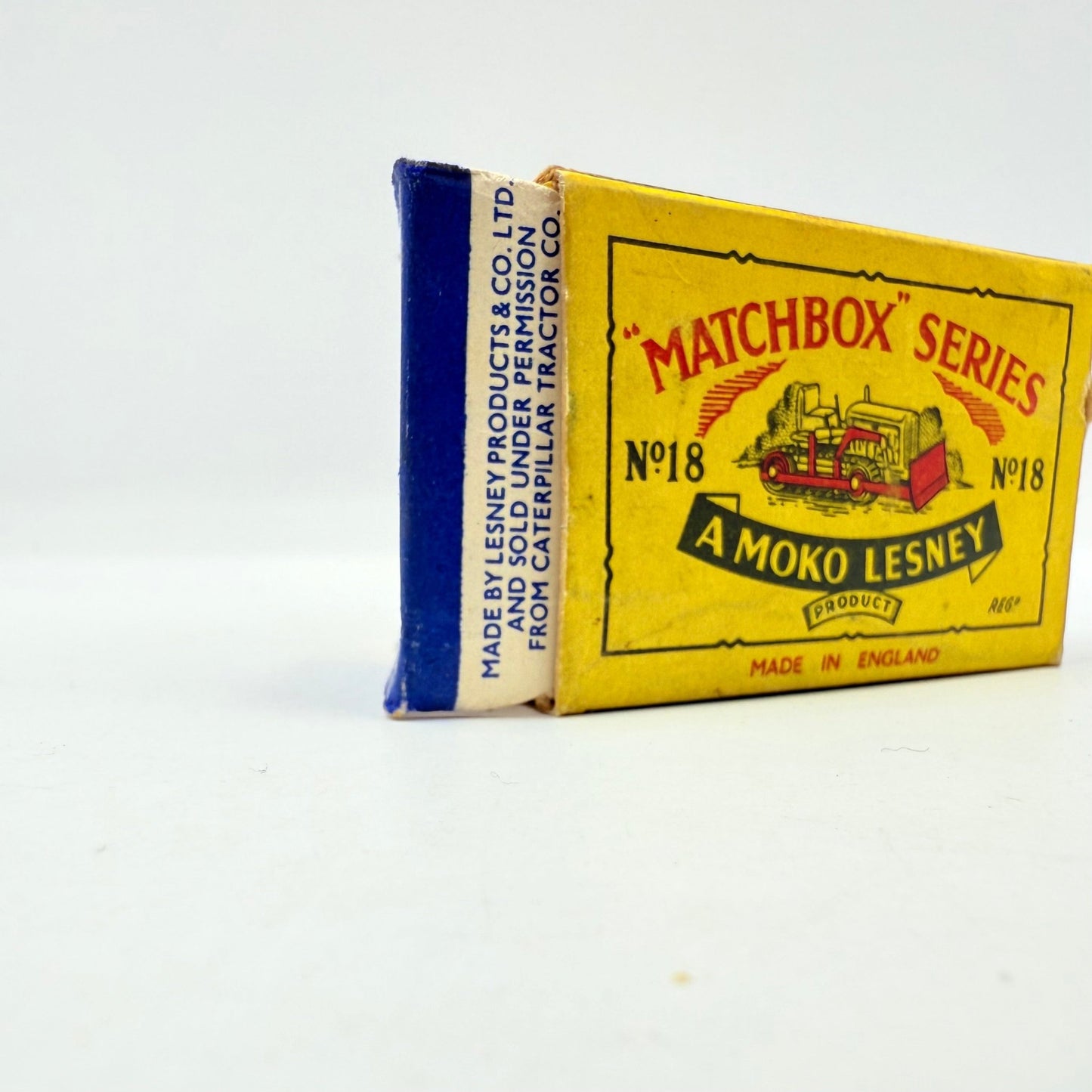 Matchbox Lesney 18a Caterpillar Bulldozer with tracks - Magic Matchbox