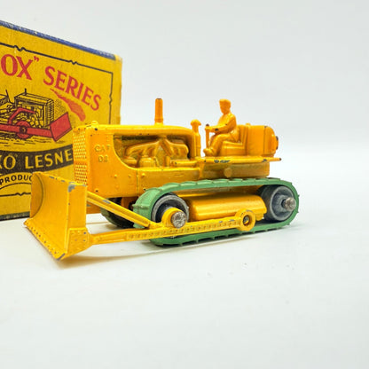 Matchbox Lesney 18b Caterpillar Bulldozer MW - Magic Matchbox