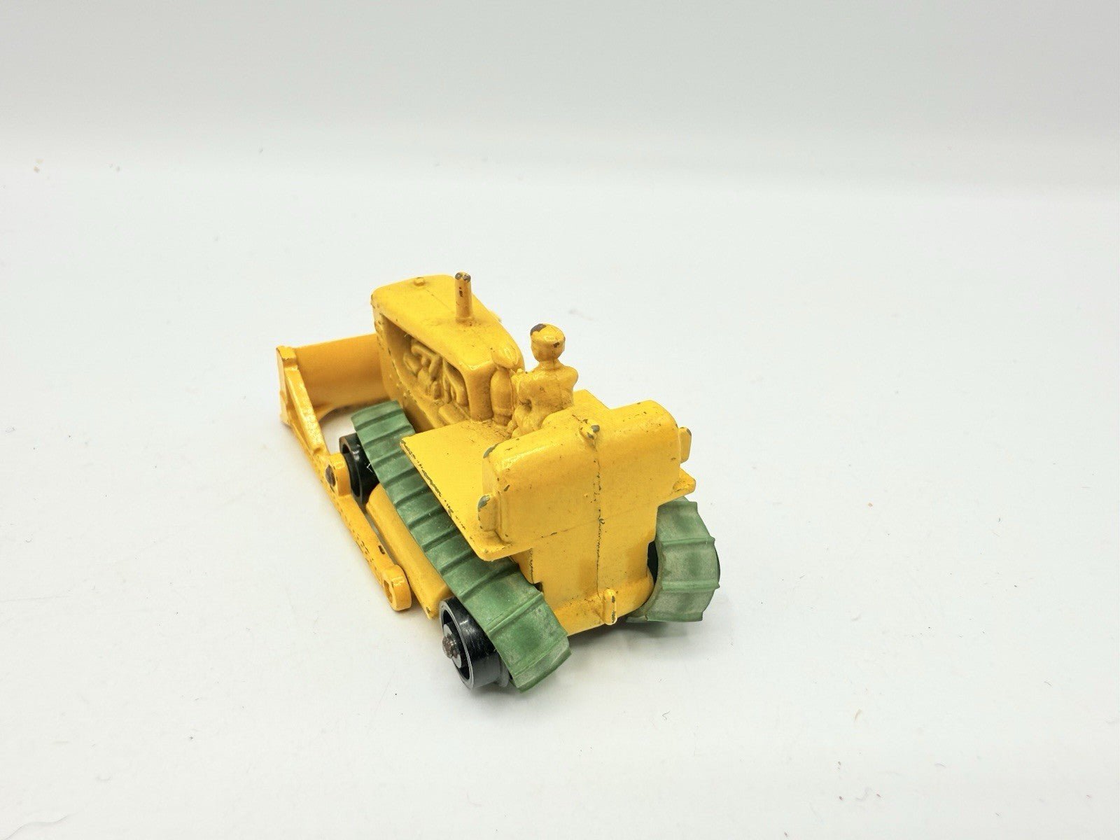 Matchbox Lesney 18c Caterpillar Bulldozer Black Rollers - Magic Matchbox