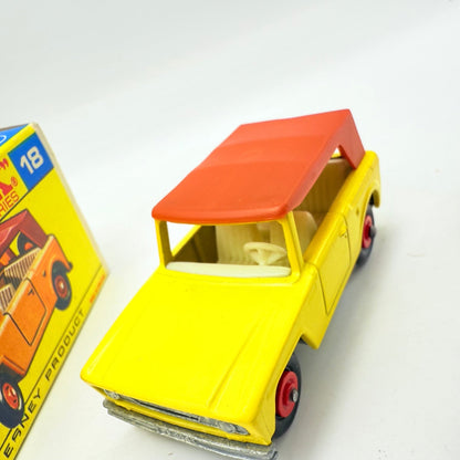 Matchbox Lesney 18e Field Car Red Hubs - Unpainted base - Magic Matchbox