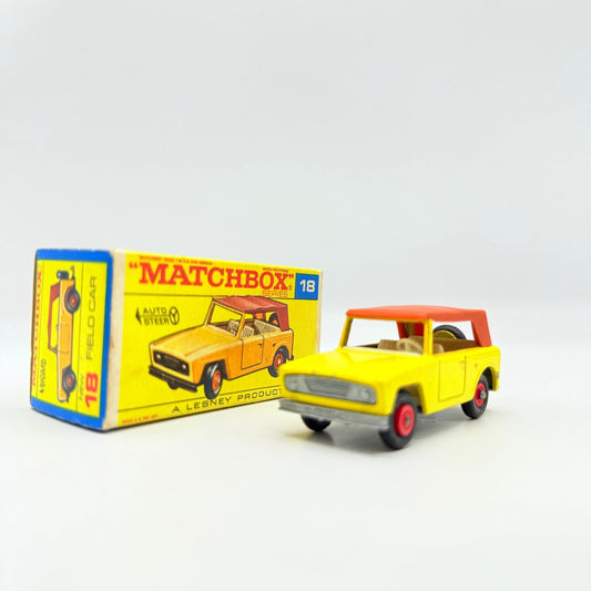 Matchbox Lesney 18e Field Car Red Hubs - Unpainted base - Magic Matchbox
