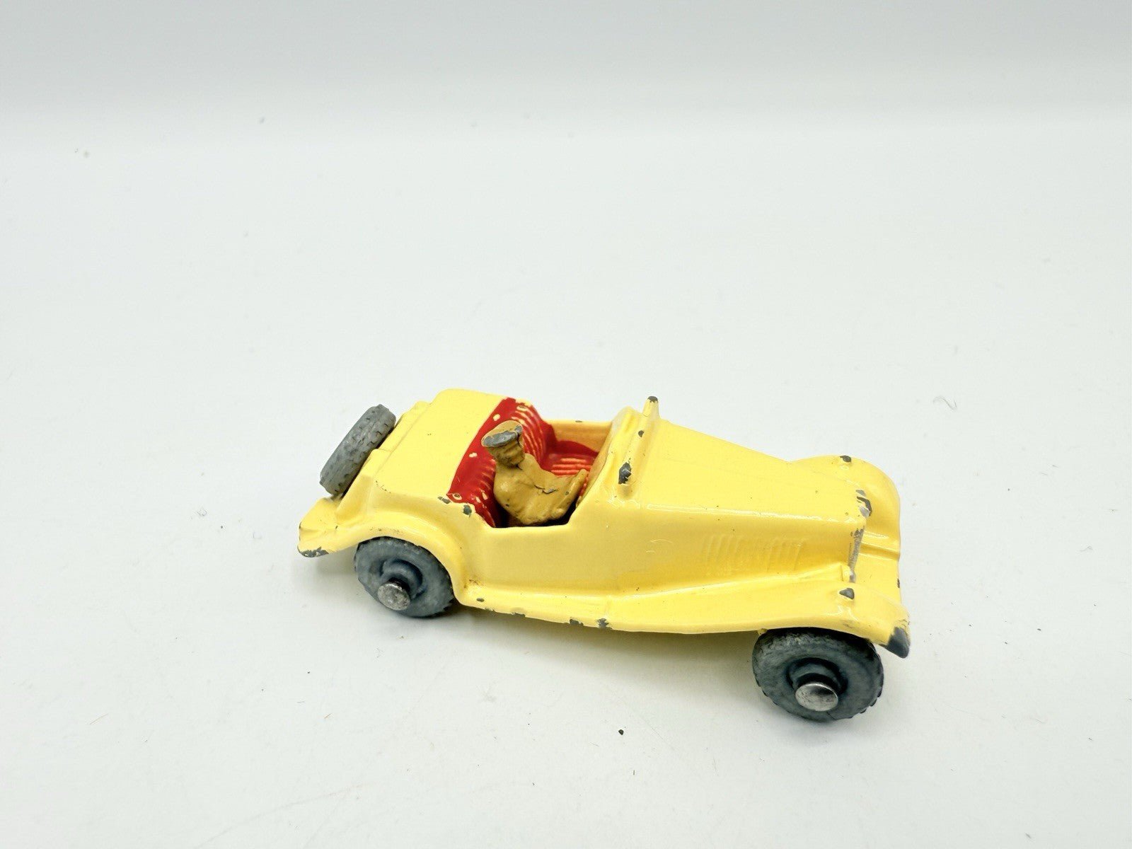 Matchbox Lesney 19a MG Midget Sports Car - Magic Matchbox