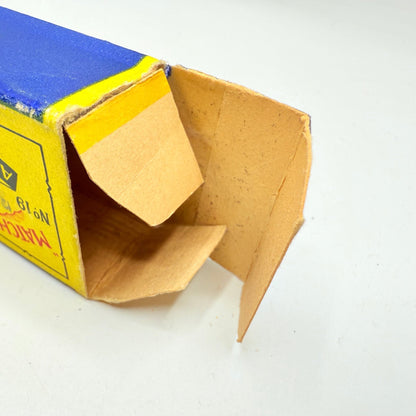 Matchbox Lesney 19a MG Sports Car MW Cream Damaged Box - Magic Matchbox