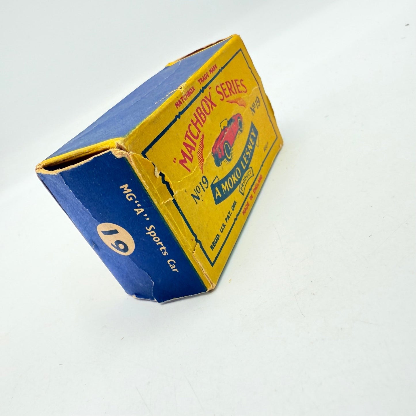 Matchbox Lesney 19b MGA Sports Car Empty Original Box - Magic Matchbox
