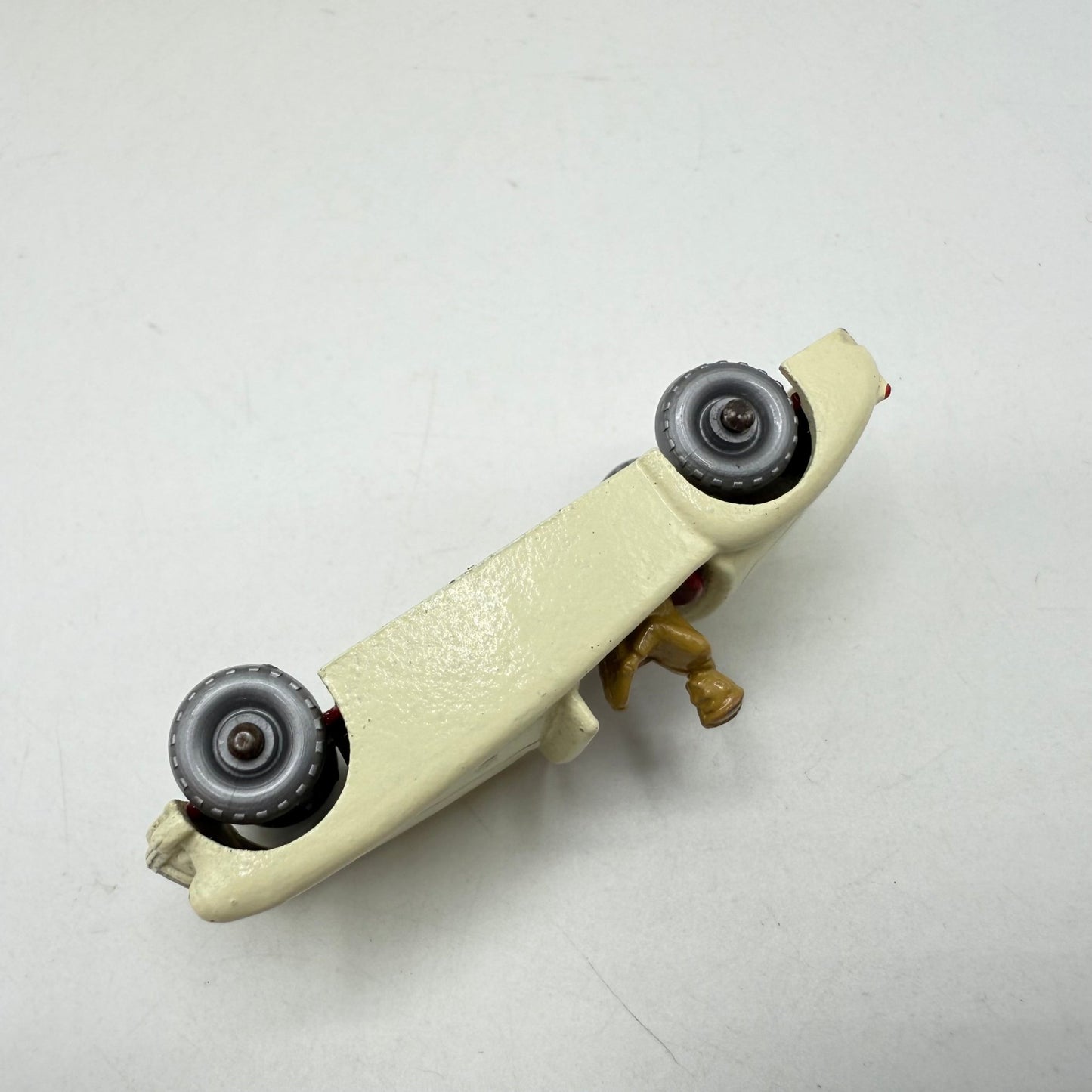 Matchbox Lesney 19b MGA Very RARE SILVER WHEELS - Magic Matchbox