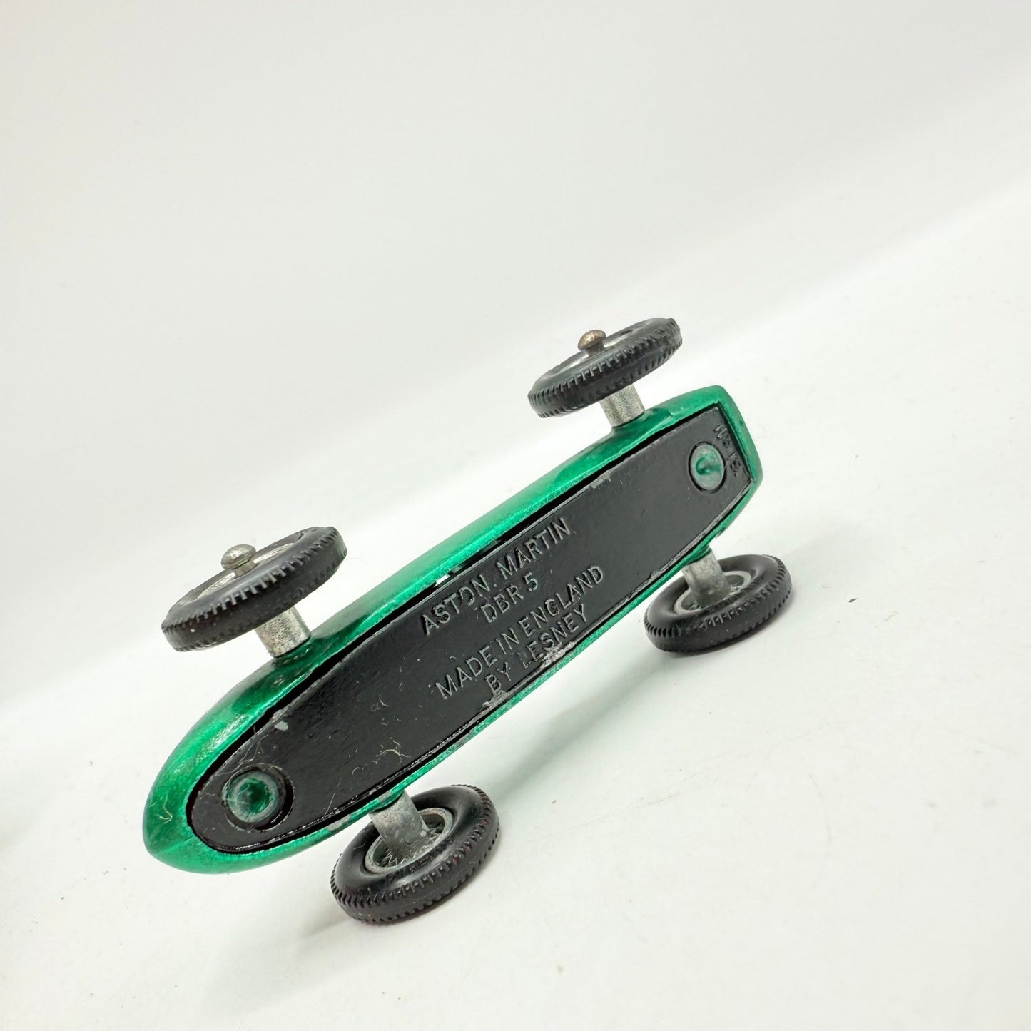 Matchbox Lesney 19c Aston Martin DBR5 Racing Car & Driver - Magic Matchbox