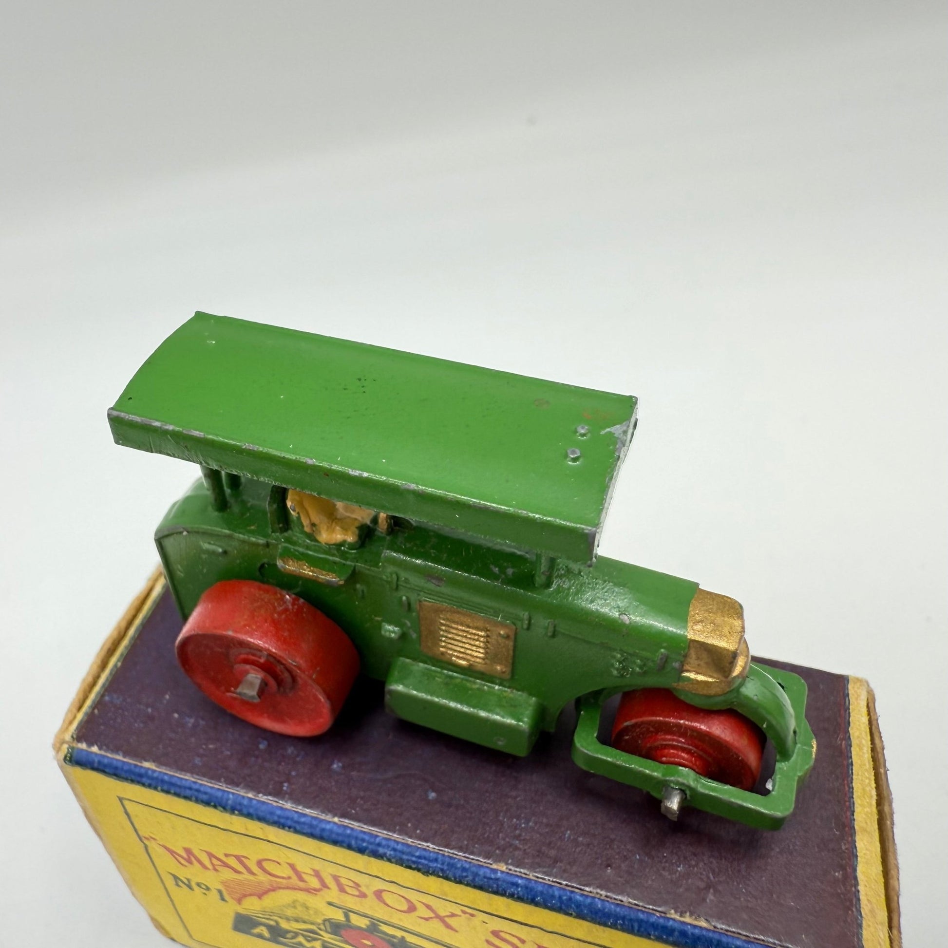 Matchbox Lesney 1a Aveling Barford Diesel Road Roller with CURVED canopy ends - Magic Matchbox