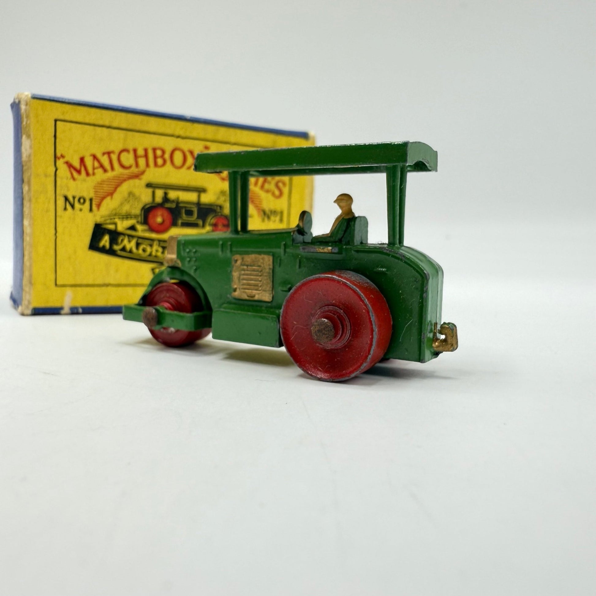 Matchbox Lesney 1a Aveling Barford Diesel Road Roller with CURVED canopy ends - Magic Matchbox