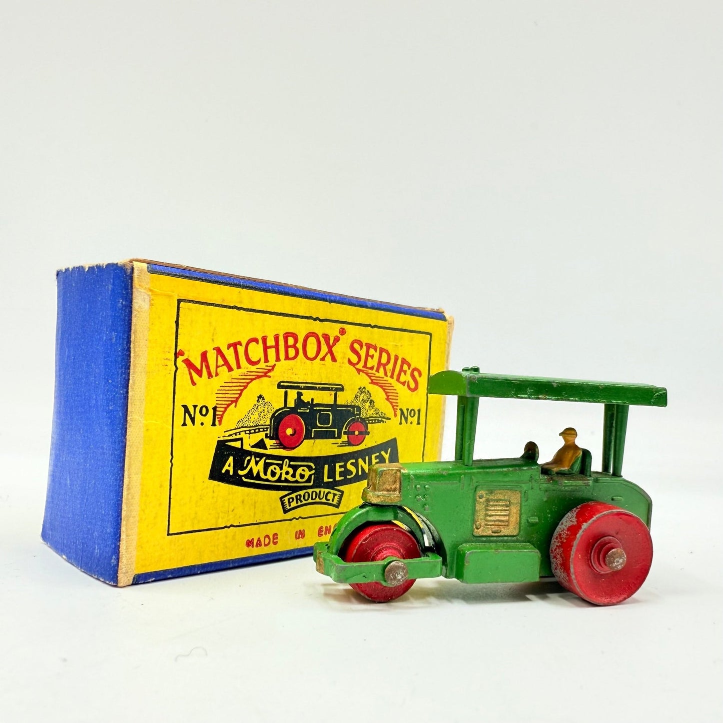 Matchbox Lesney 1a Road Roller with Rare SCRIPT BOX - Magic Matchbox