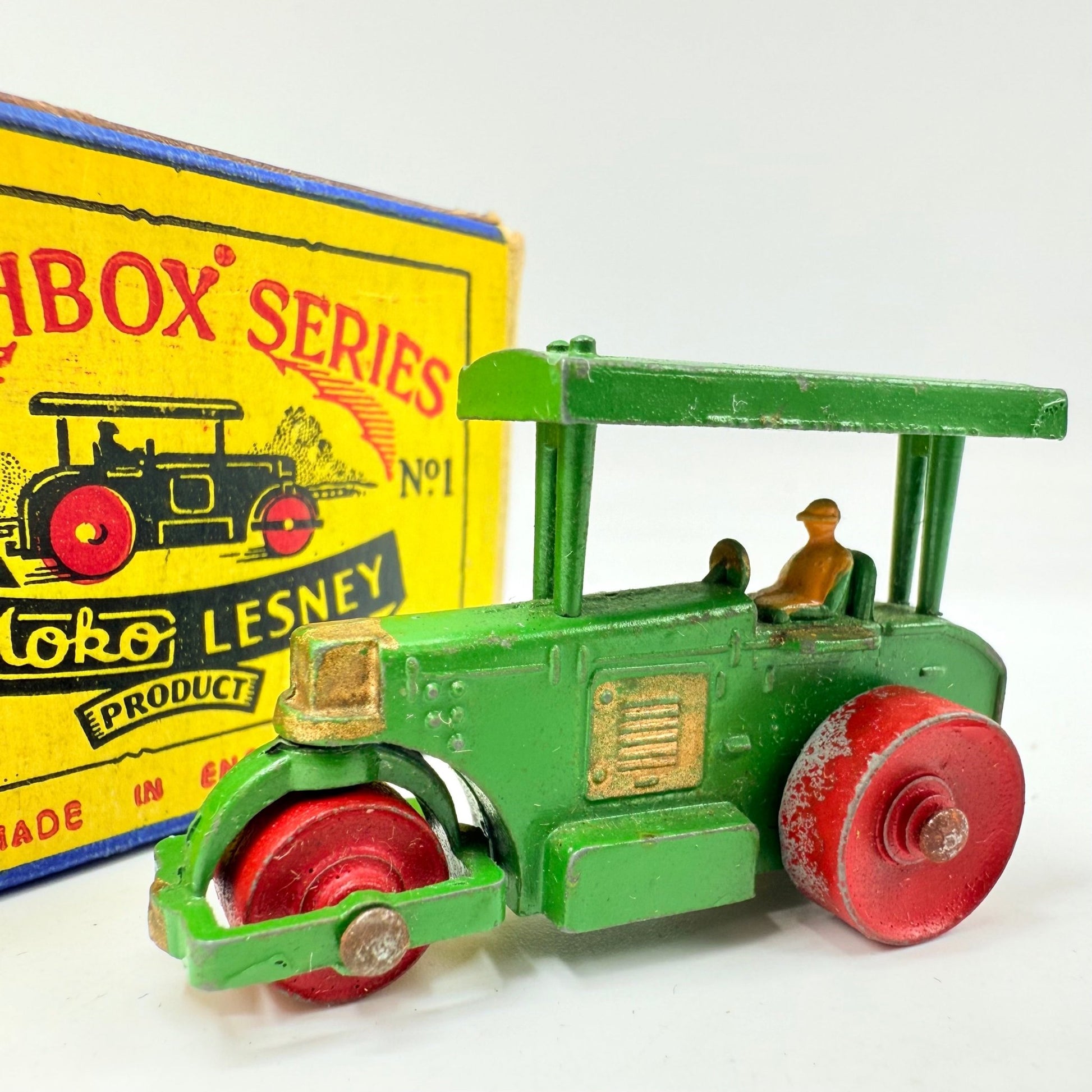 Matchbox Lesney 1a Road Roller with Rare SCRIPT BOX - Magic Matchbox