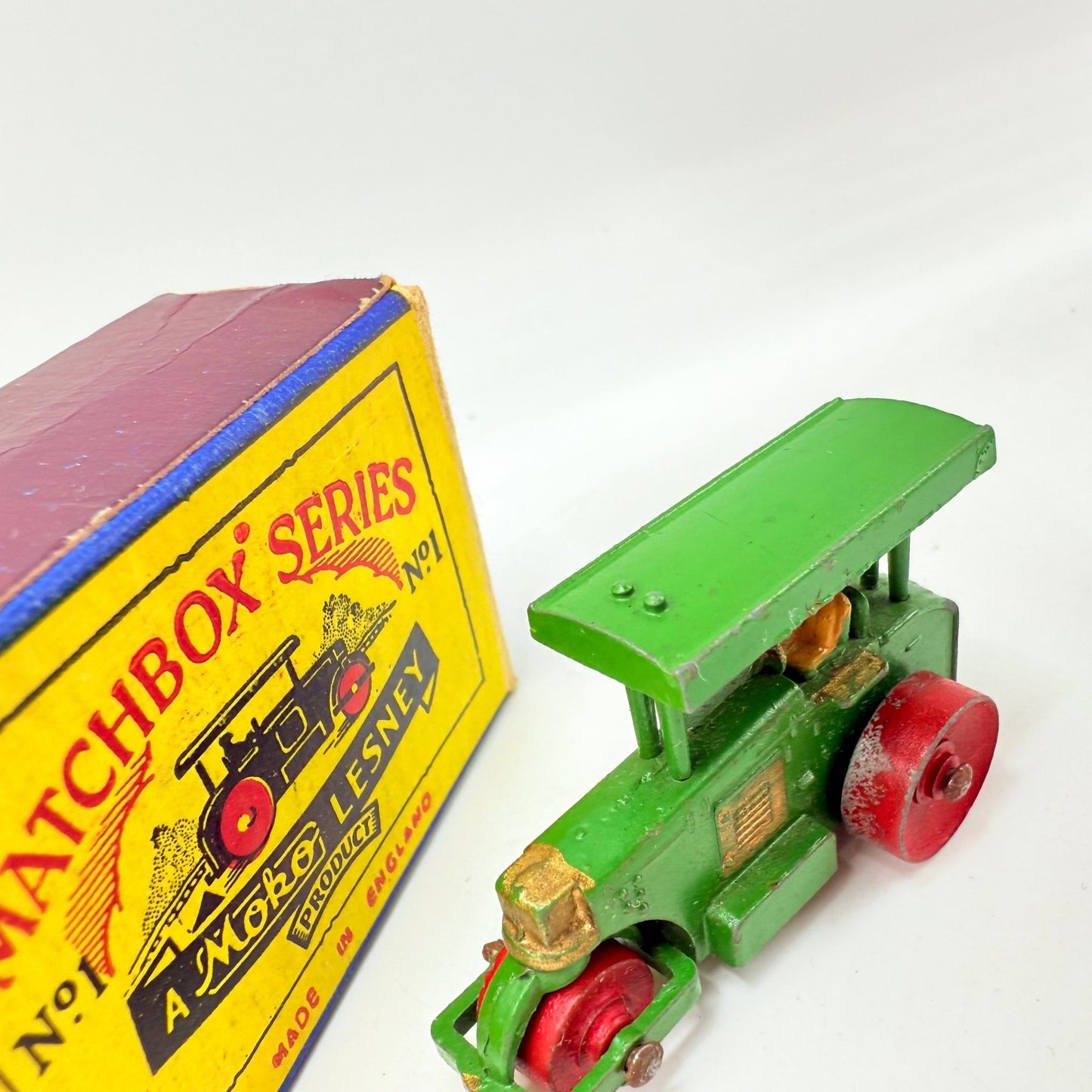 Matchbox Lesney 1a Road Roller with Rare SCRIPT BOX - Magic Matchbox