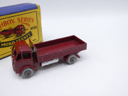 Matchbox Lesney 20a ERF Stake Truck MW - Magic Matchbox