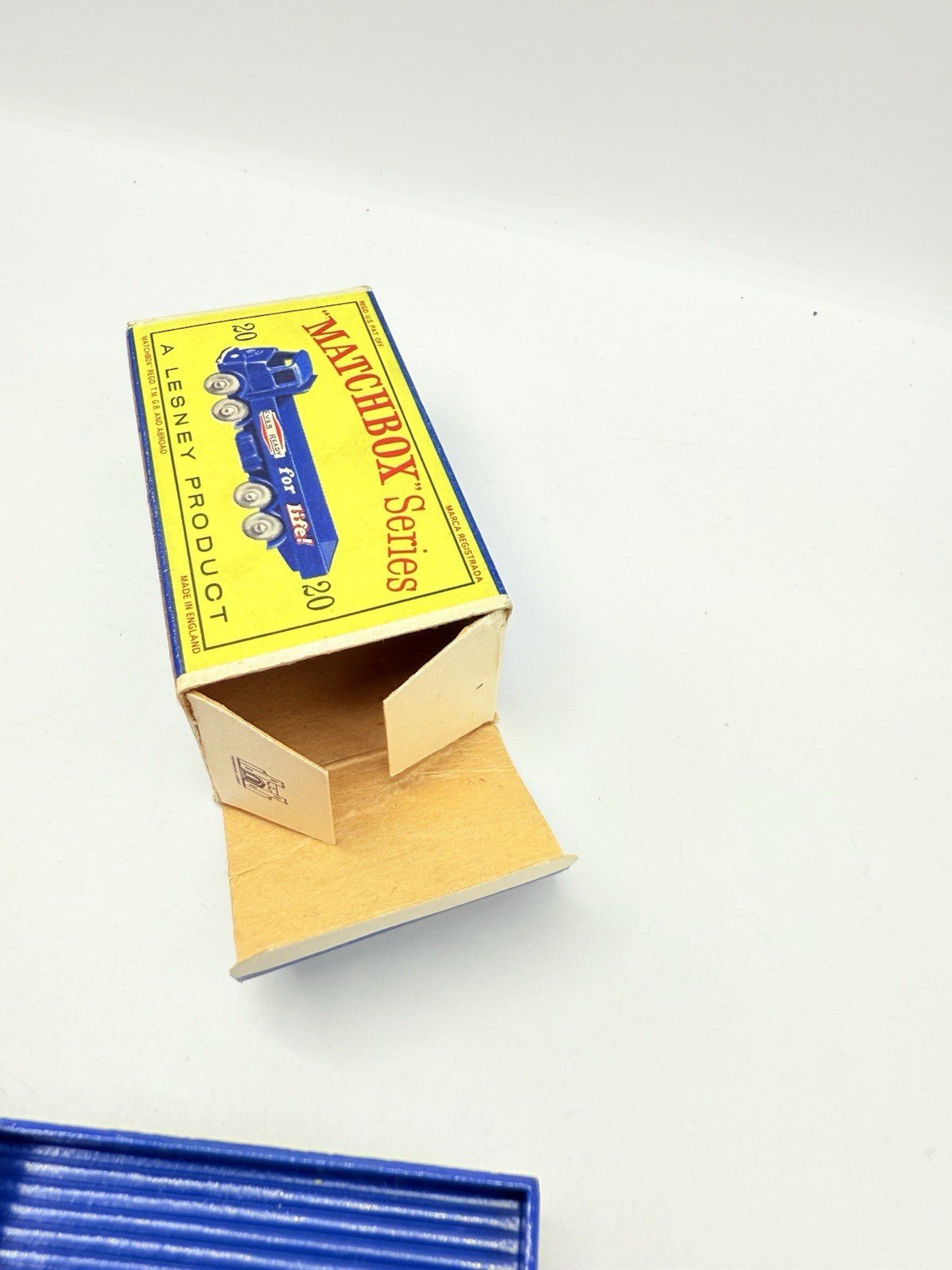 Matchbox Lesney 20b ERF 'Ever Ready' 68G 8 Wheeler Truck Very Near Mint & Boxed - Magic Matchbox