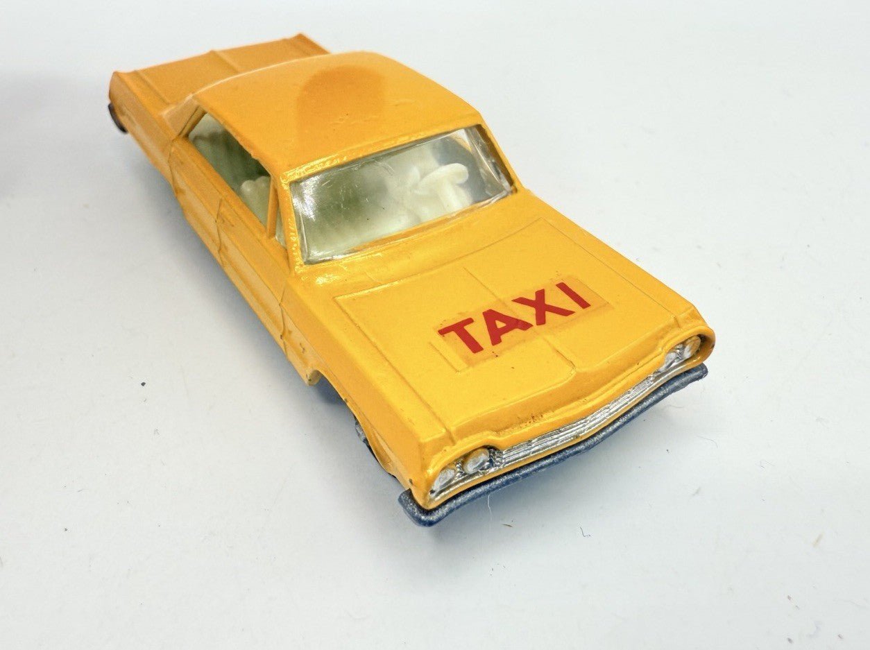 Matchbox Lesney 20c Chevrolet Impala Taxi BPW Unpainted Base - Magic Matchbox