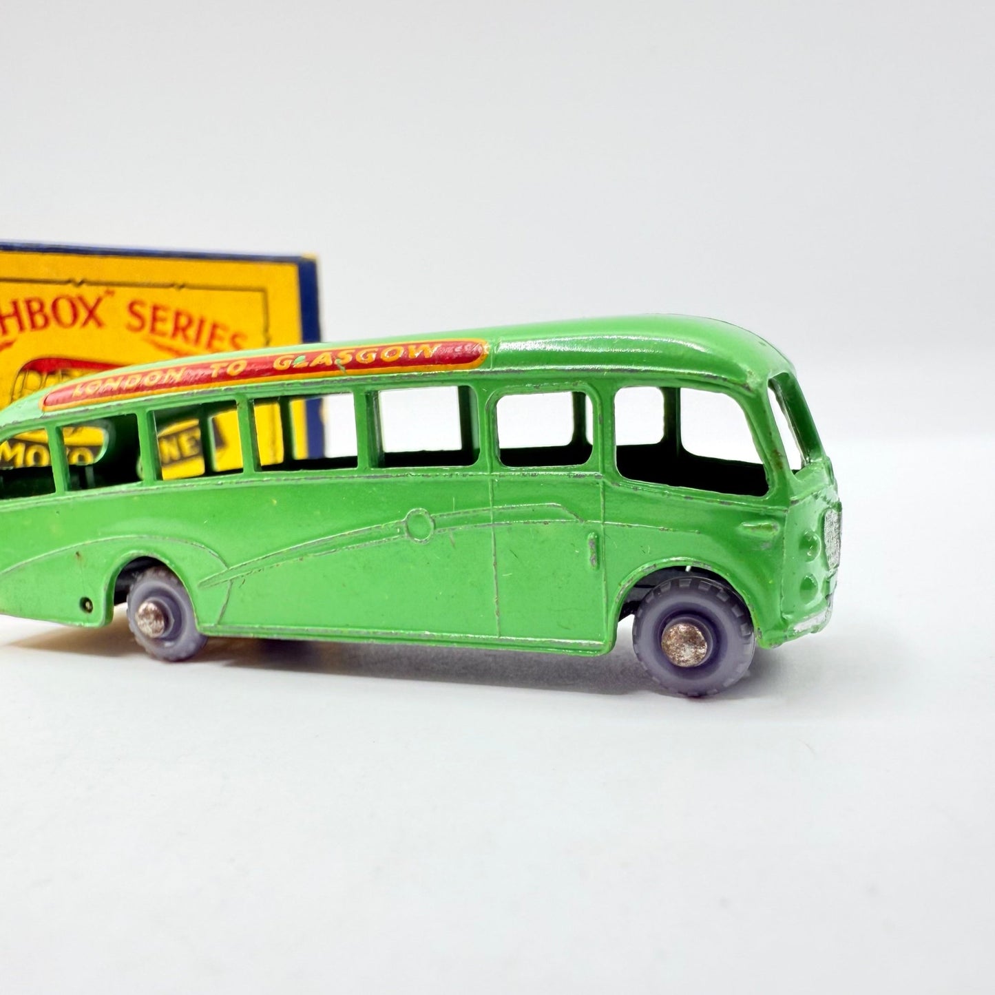 Matchbox Lesney 21b Bedford Duple Coach GPW - Magic Matchbox