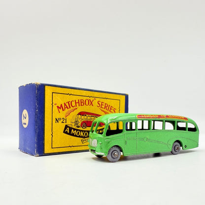 Matchbox Lesney 21b Bedford Duple Coach GPW - Magic Matchbox