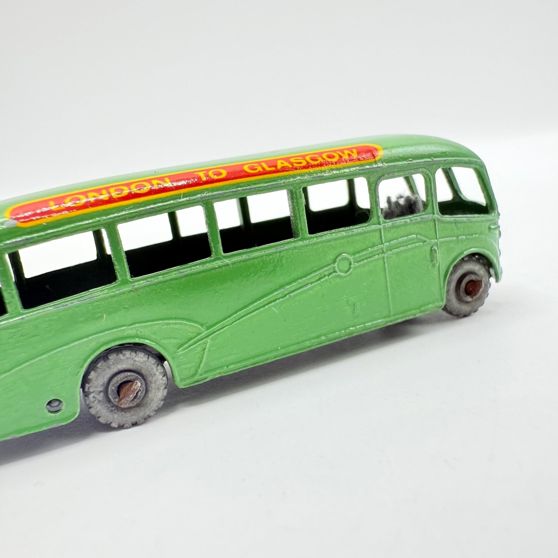 Matchbox Lesney 21b Bedford Duple Coach MW - Magic Matchbox