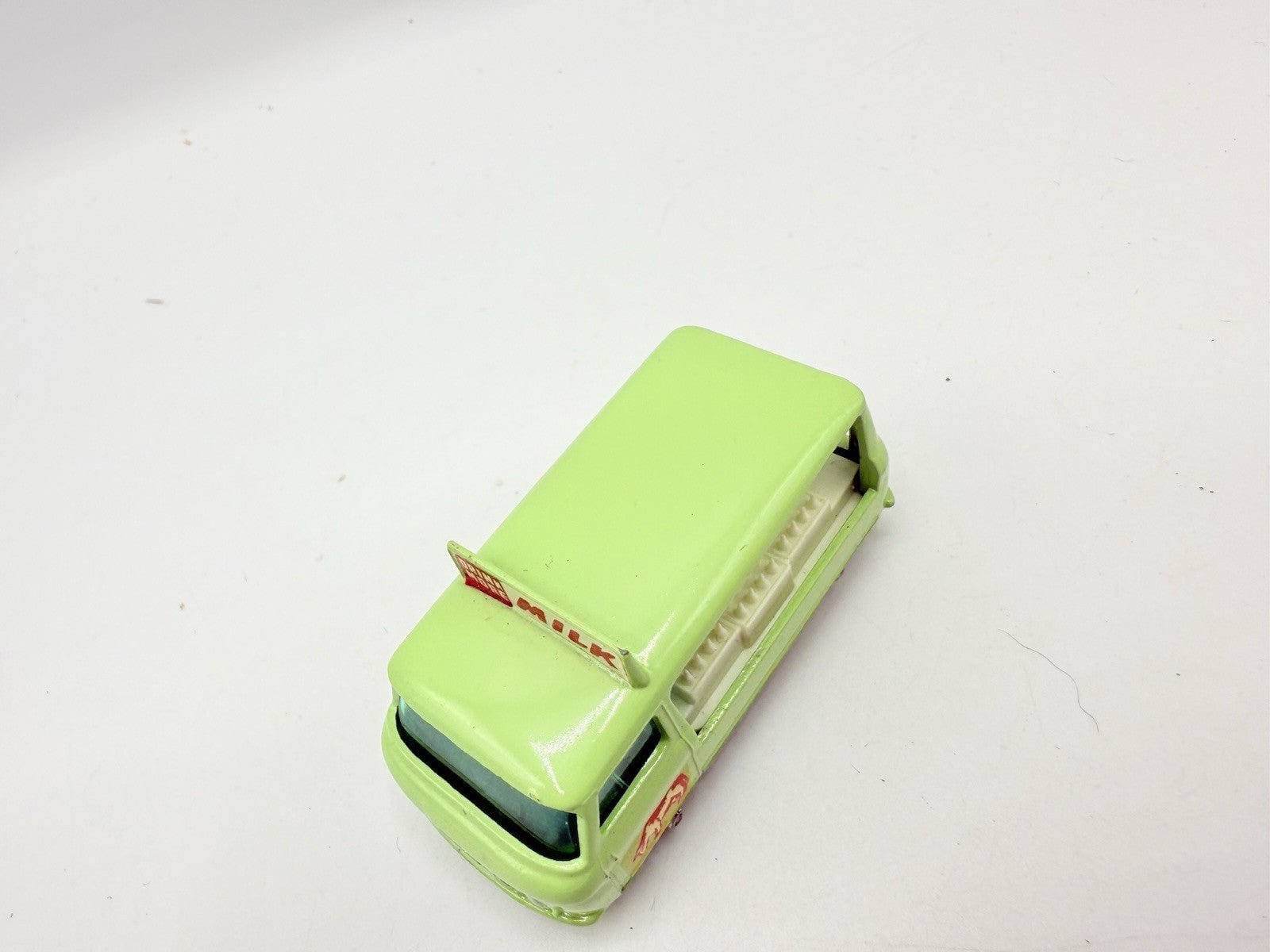 Matchbox Lesney 21c Commer Milk Float BPW - Magic Matchbox