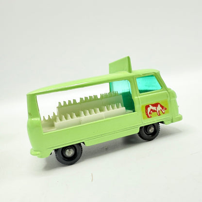 Matchbox Lesney 21c Commer Milk Float BPW - Magic Matchbox