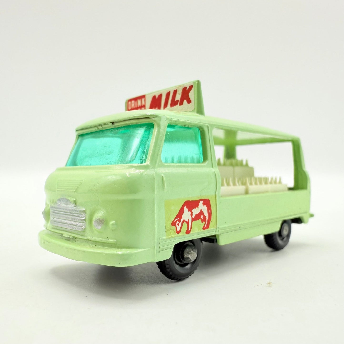 Matchbox Lesney 21c Commer Milk Float BPW - Magic Matchbox