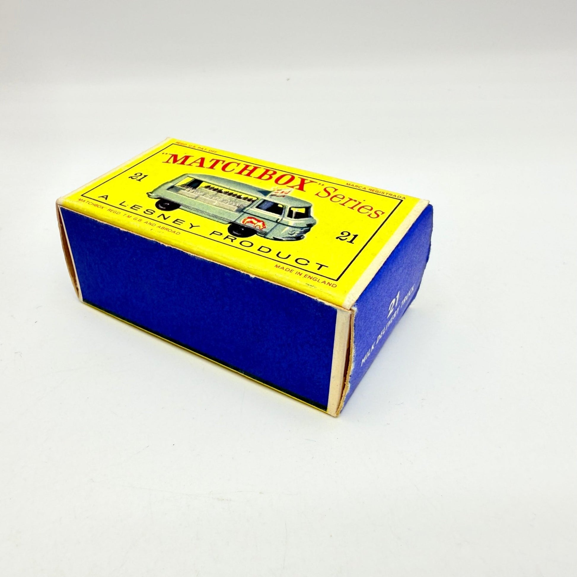 Matchbox Lesney 21c Commer Milk Float BPW Cow Decal - Magic Matchbox