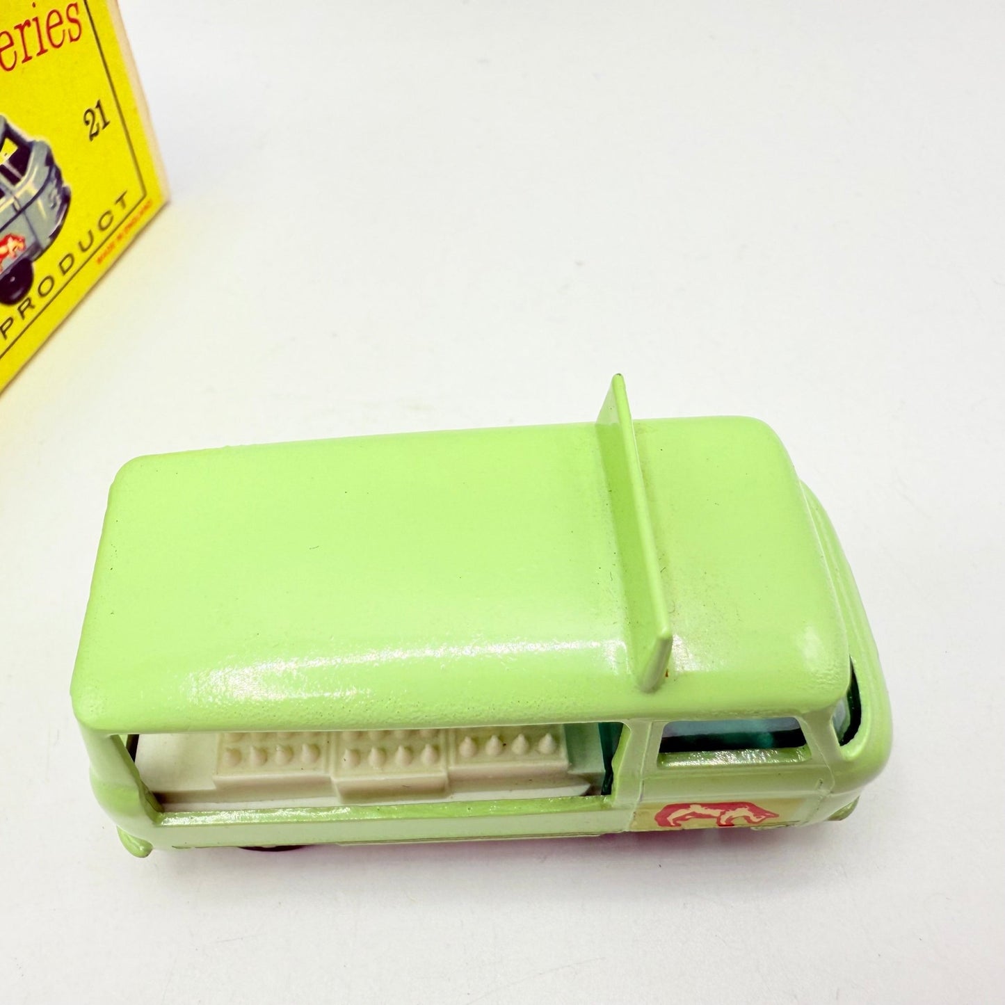 Matchbox Lesney 21c Commer Milk Float BPW Cow Decal - Magic Matchbox