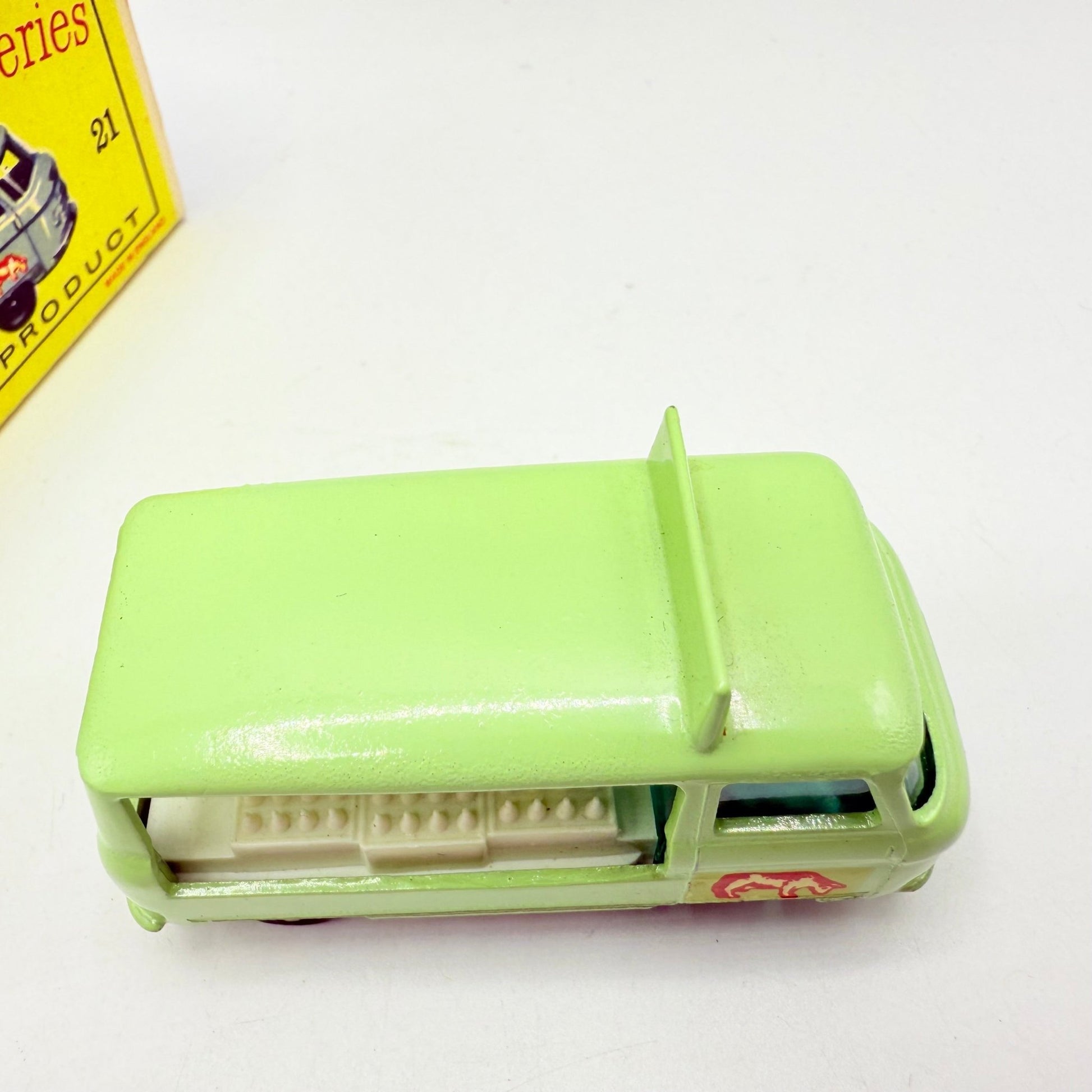 Matchbox Lesney 21c Commer Milk Float BPW Cow Decal - Magic Matchbox
