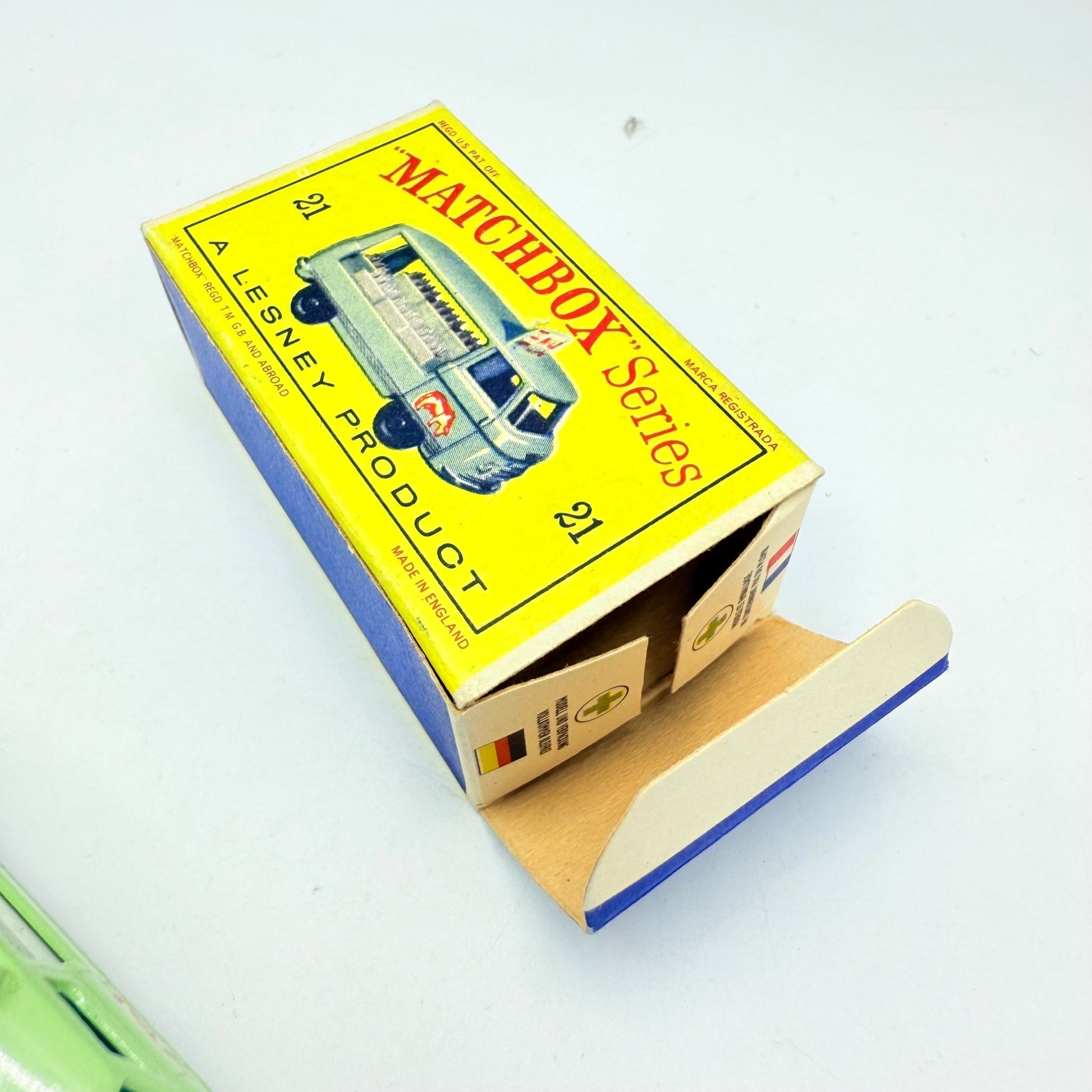 Matchbox Lesney 21c Commer Milk Float BPW Cow Decal - Magic Matchbox