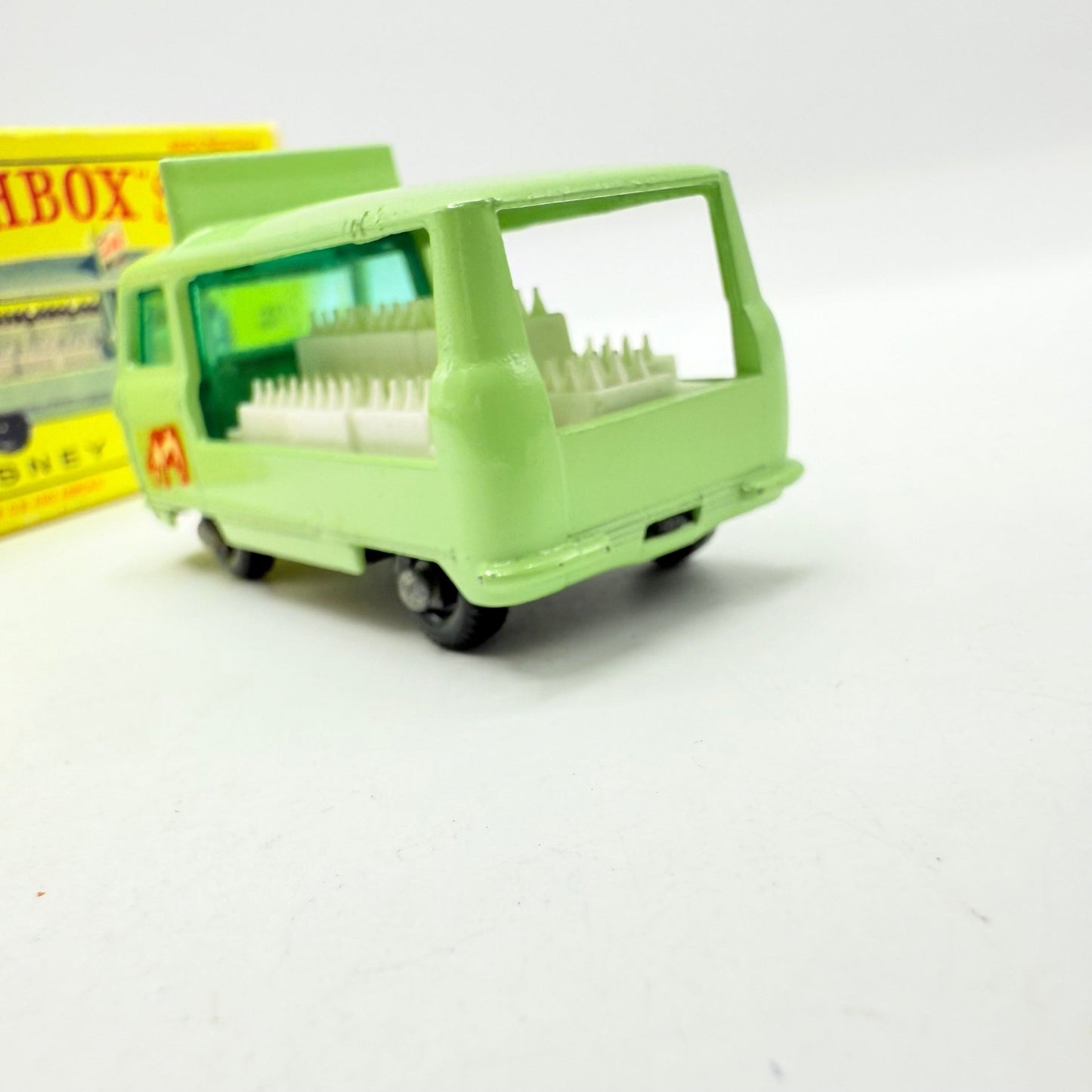 Matchbox Lesney 21c Commer Milk Float BPW Cow Decal - Magic Matchbox