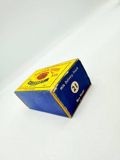 Matchbox Lesney 21c Commer Milk Float SPW & C Type Box - Magic Matchbox