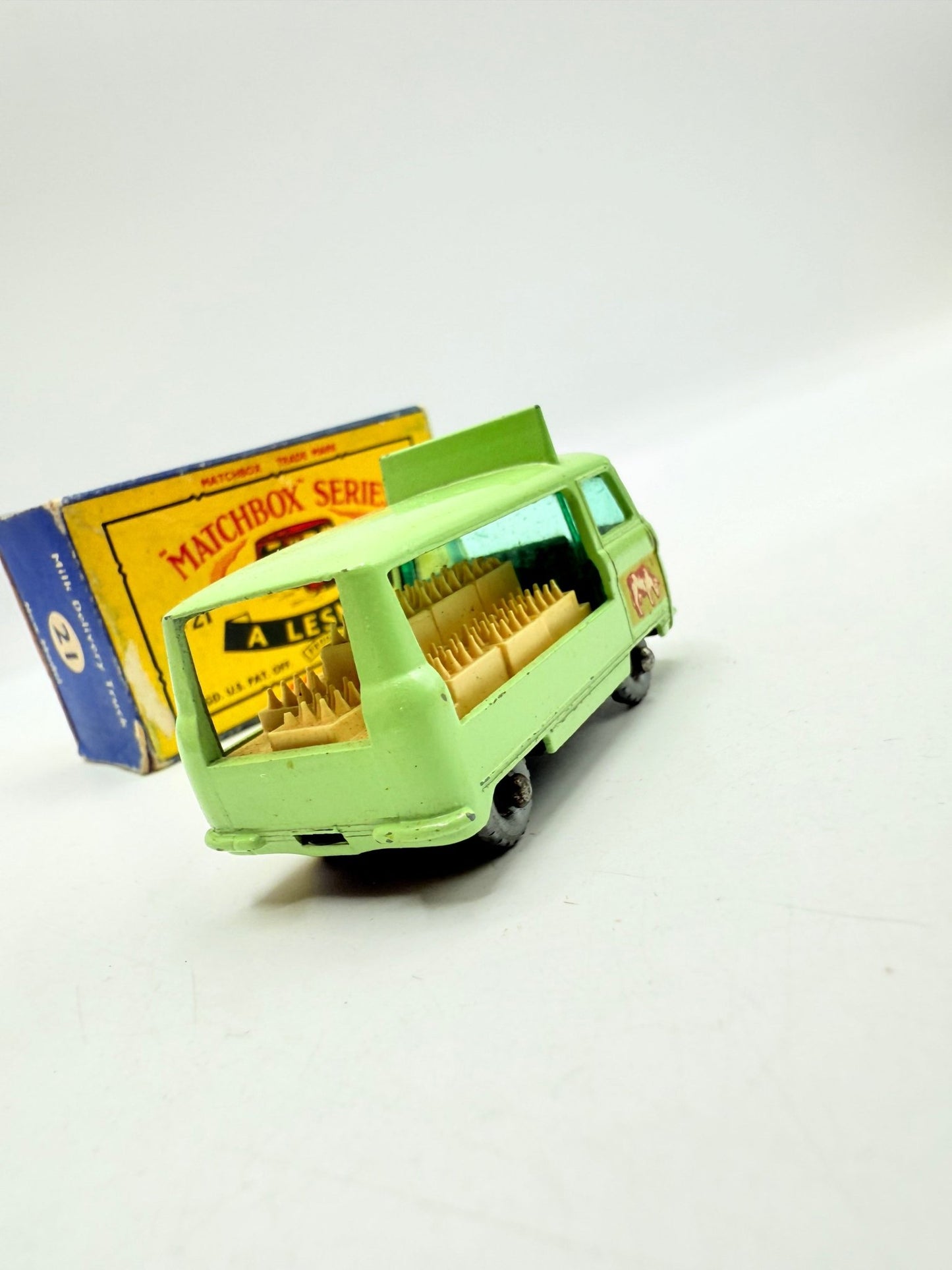 Matchbox Lesney 21c Commer Milk Float SPW & C Type Box - Magic Matchbox