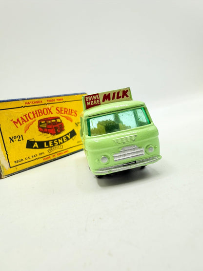 Matchbox Lesney 21c Commer Milk Float SPW & C Type Box - Magic Matchbox