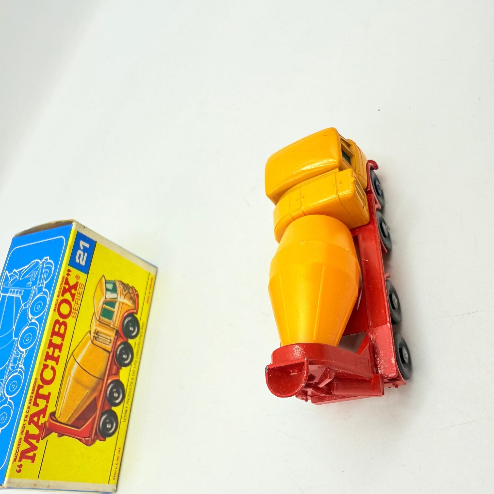 Matchbox Lesney 21d Foden Cement Truck - Magic Matchbox