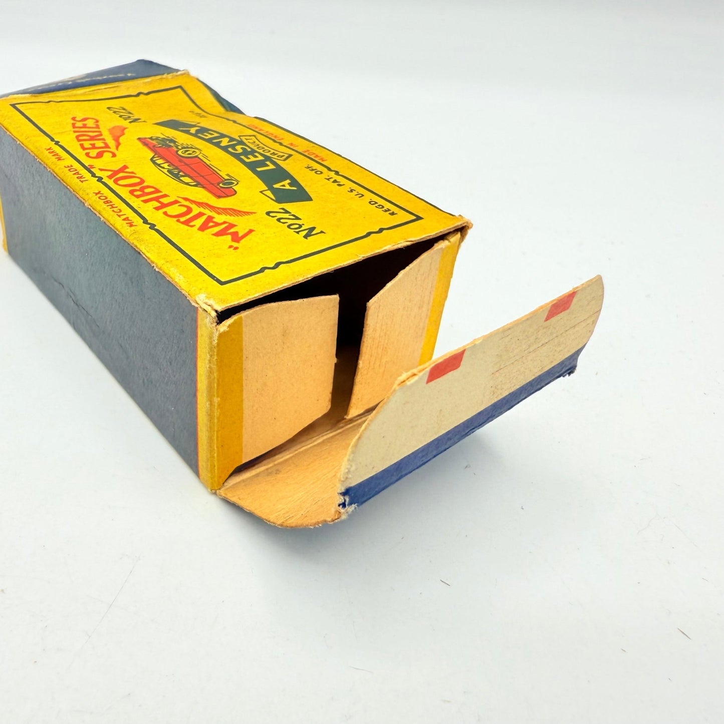 Matchbox Lesney 22b Vauxhall Cresta Empty Type C Box - Magic Matchbox