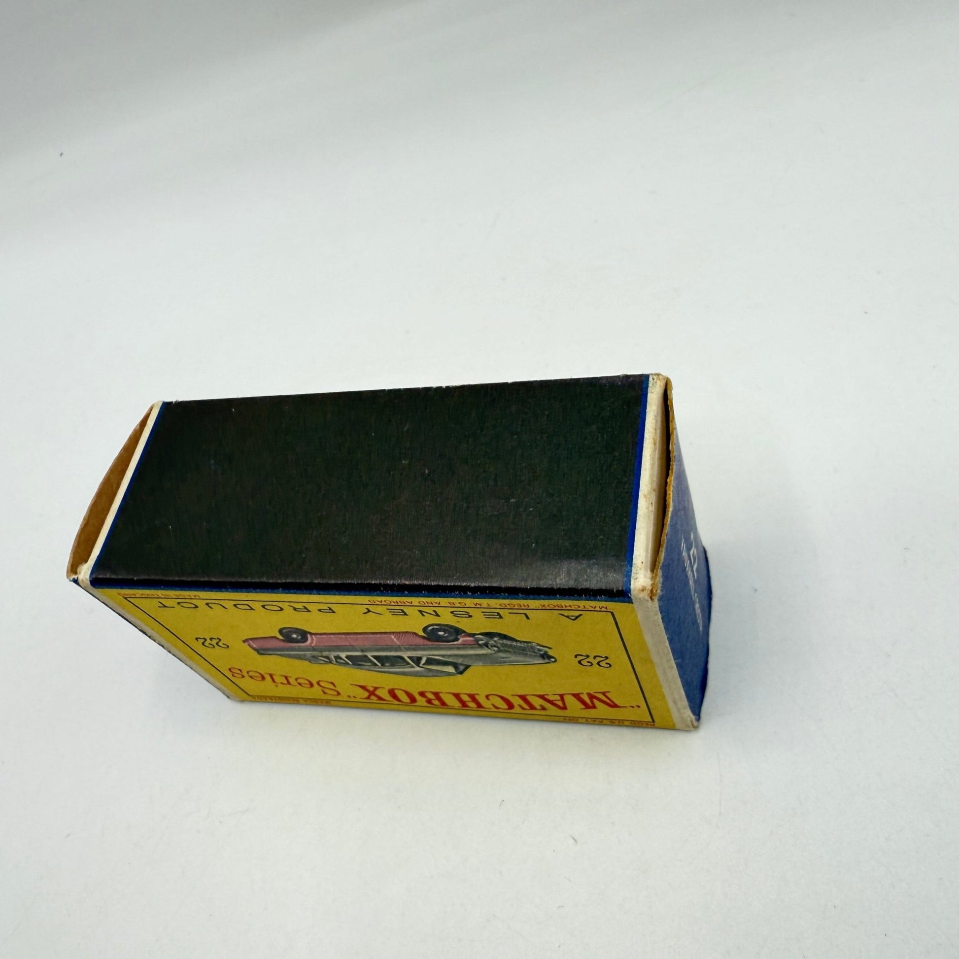 Matchbox Lesney 22b Vauxhall Cresta PA SPW Metallic Gold - Magic Matchbox
