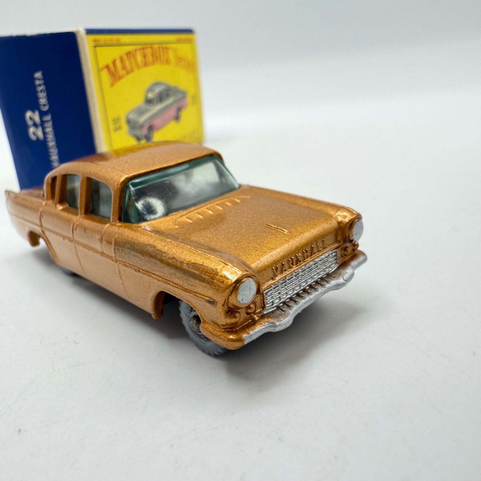 Matchbox Lesney 22b Vauxhall Cresta PA SPW Metallic Gold - Magic Matchbox