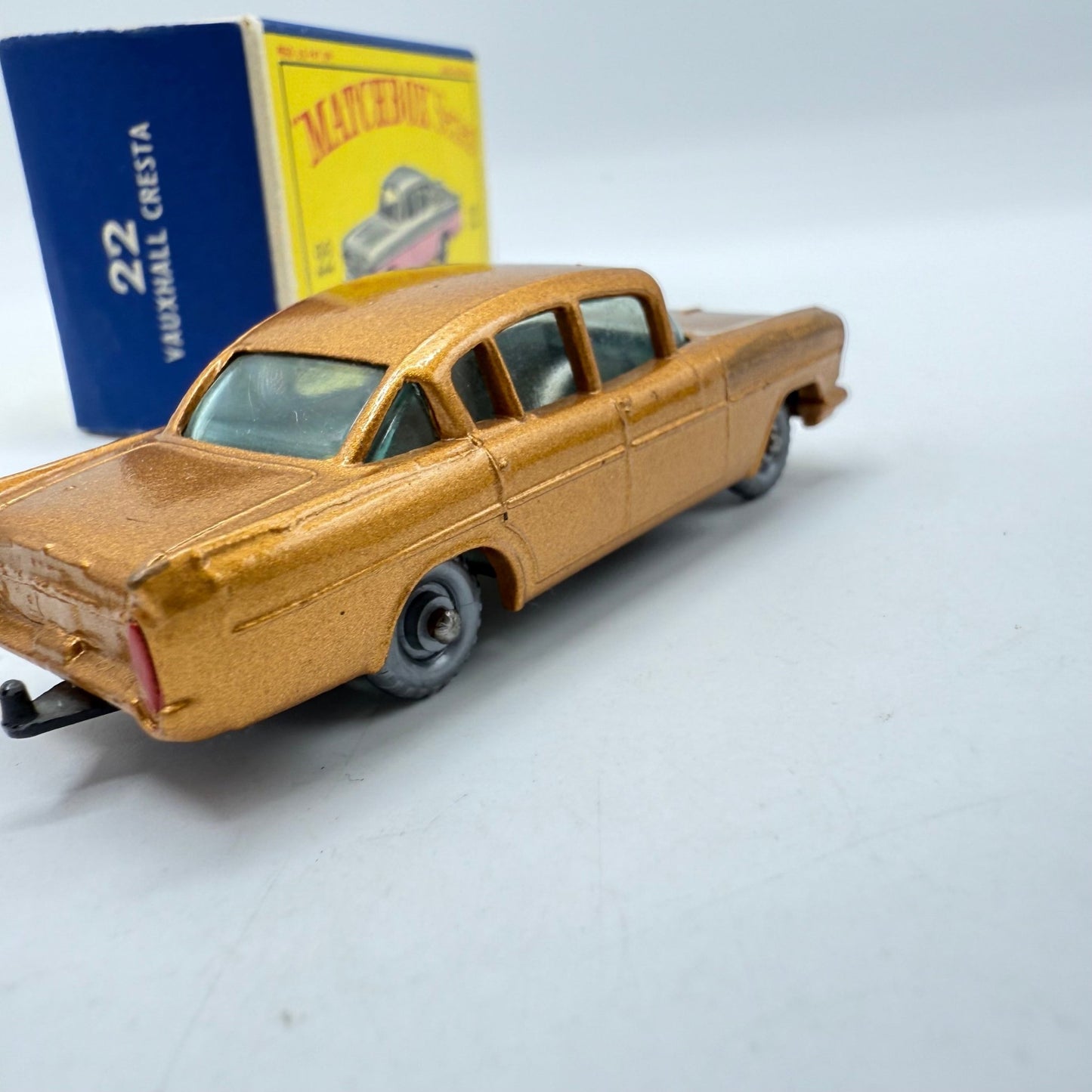 Matchbox Lesney 22b Vauxhall Cresta PA SPW Metallic Gold - Magic Matchbox
