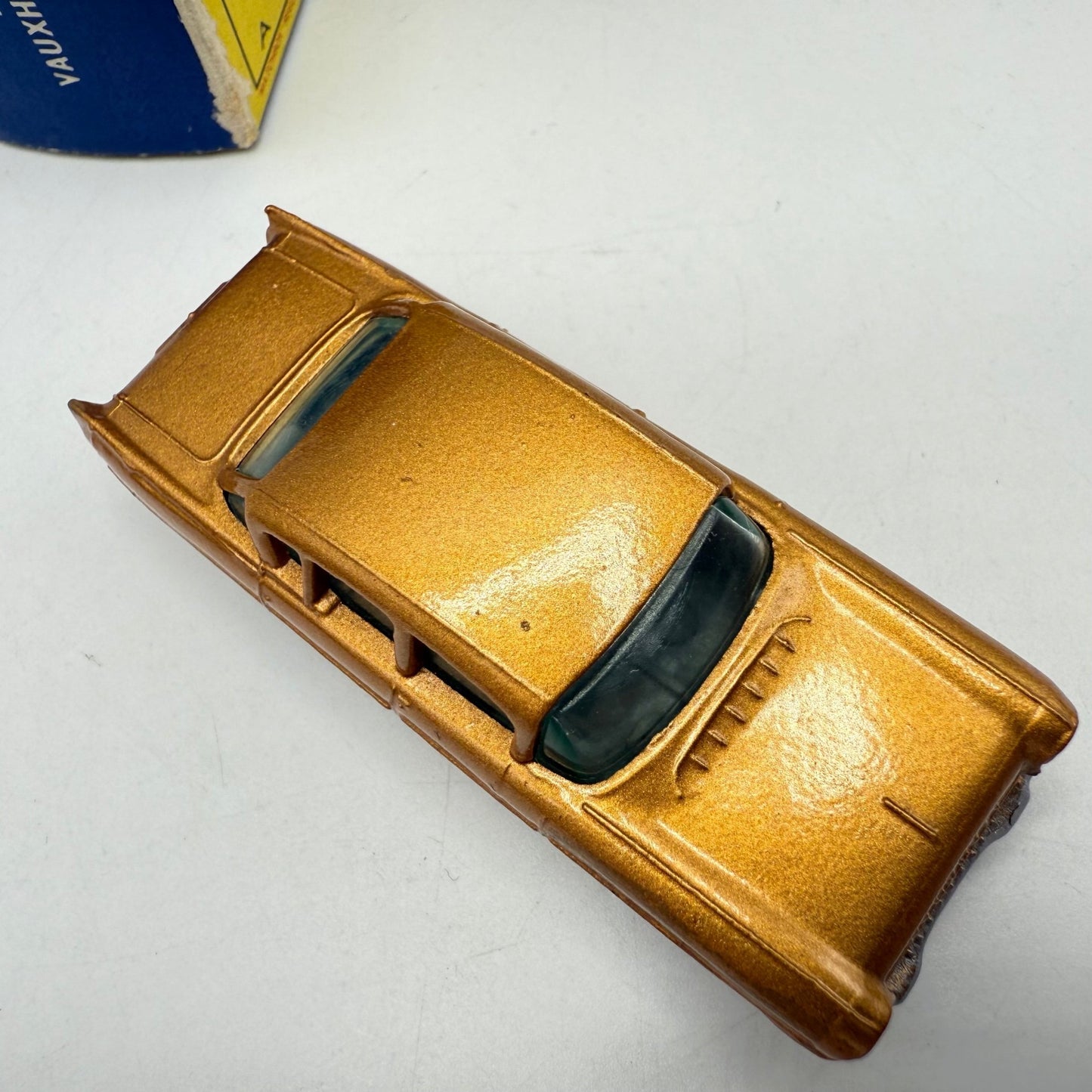 Matchbox Lesney 22b Vauxhall Cresta PA SPW Metallic Gold - Magic Matchbox