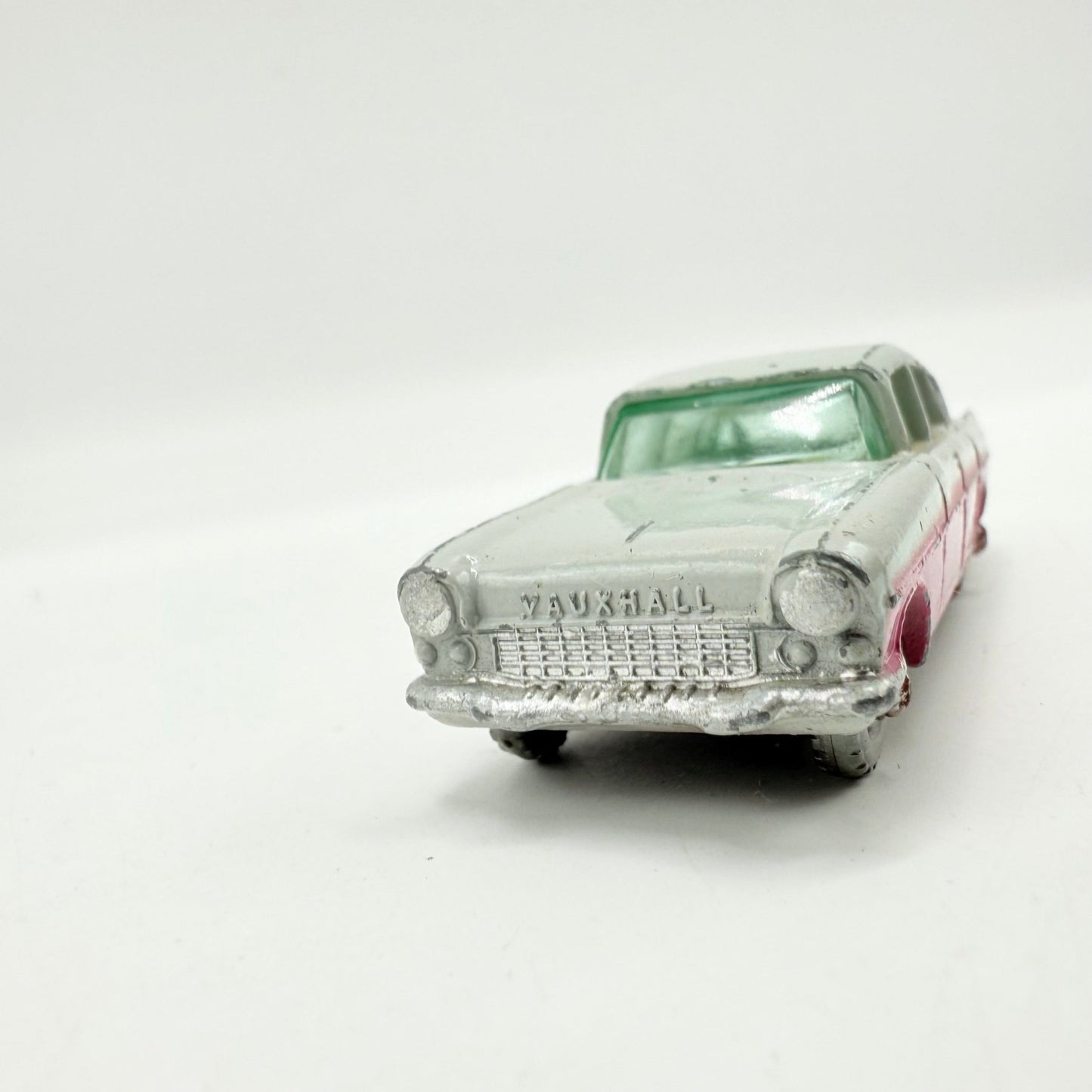 Matchbox Lesney 22b Vauxhall Cresta PA UB SPW - Magic Matchbox