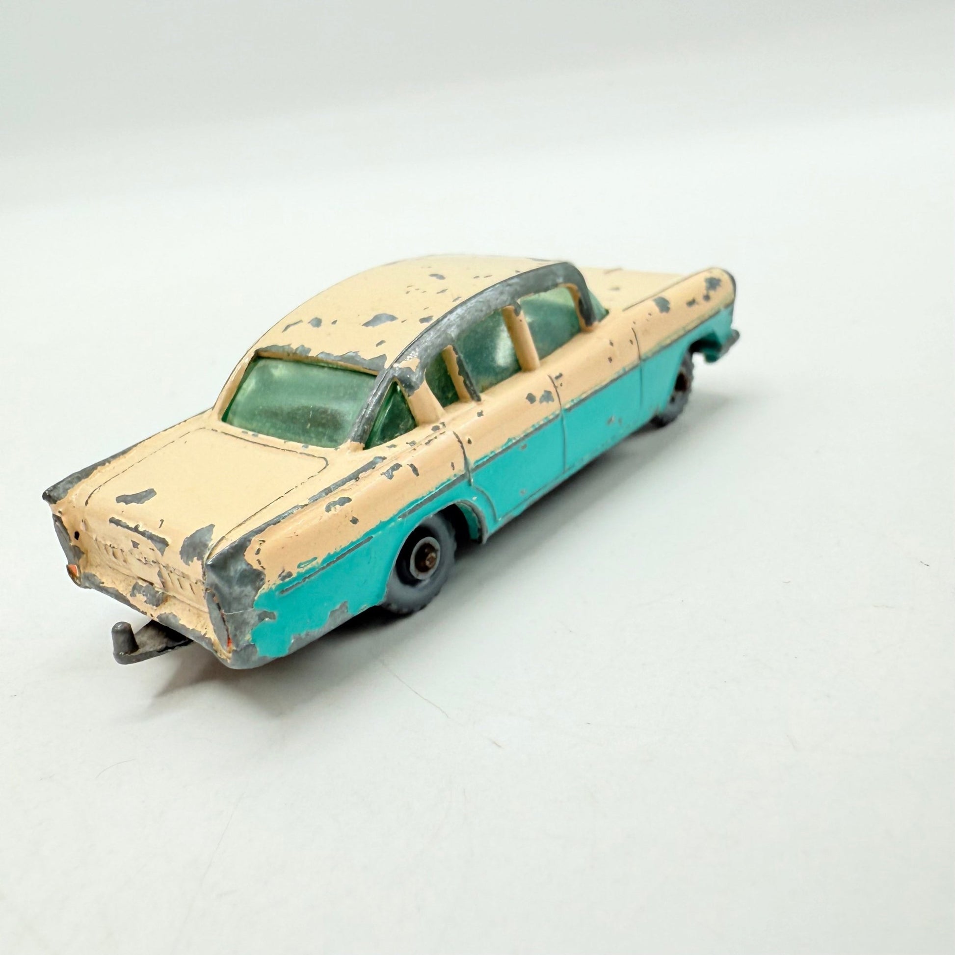 Matchbox Lesney 22b Vauxhall Cresta PA UB VERY RARE Turquoise lower half. - Magic Matchbox