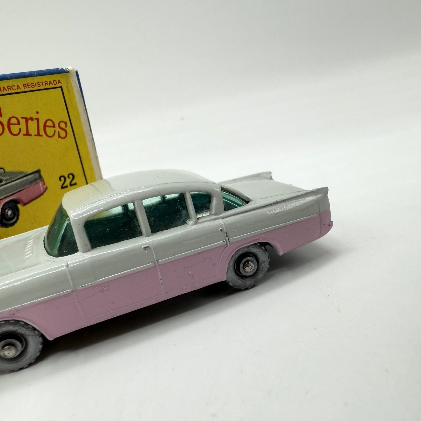Matchbox Lesney 22b Vauxhall Cresta PA WHEEL ERROR - Magic Matchbox
