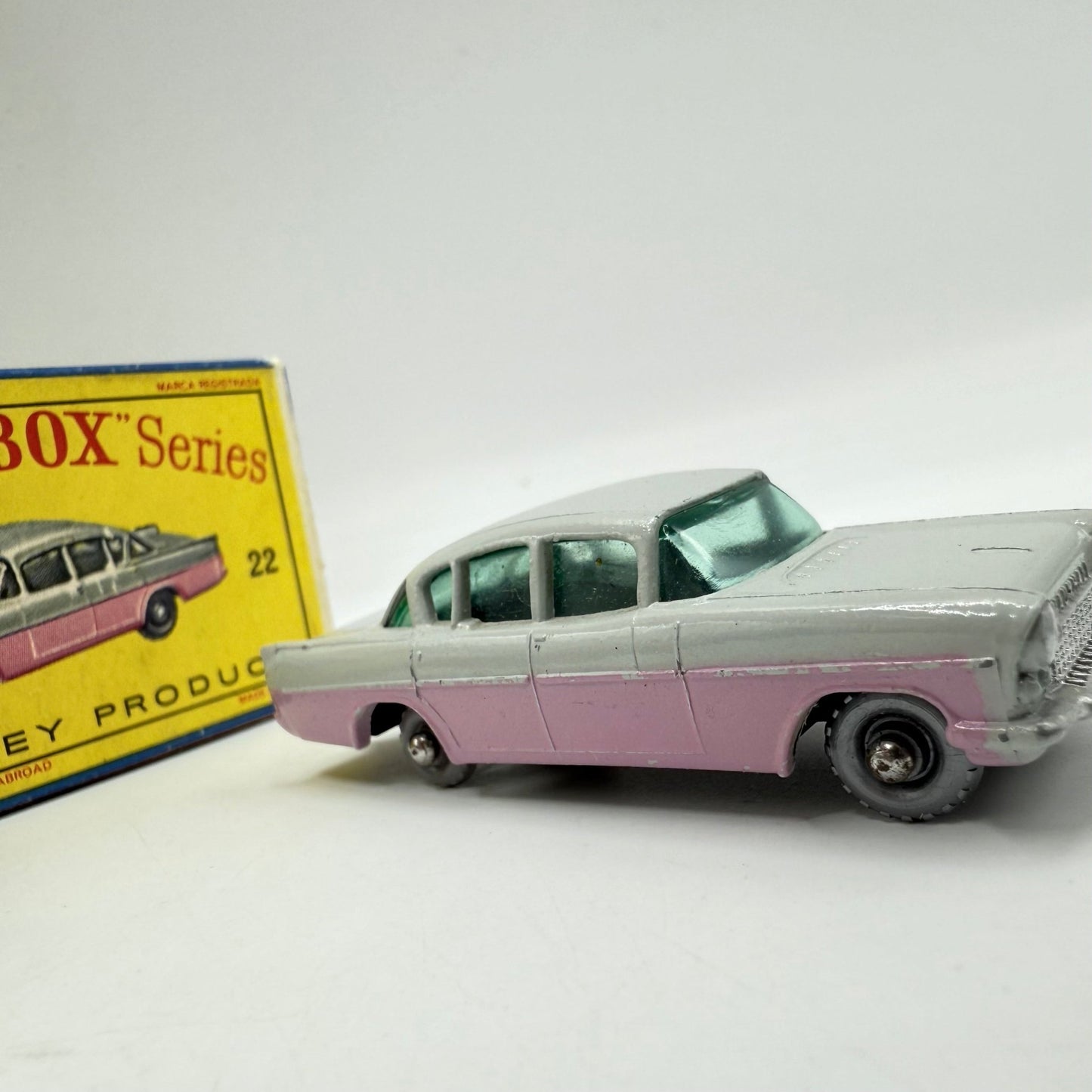Matchbox Lesney 22b Vauxhall Cresta PA WHEEL ERROR - Magic Matchbox