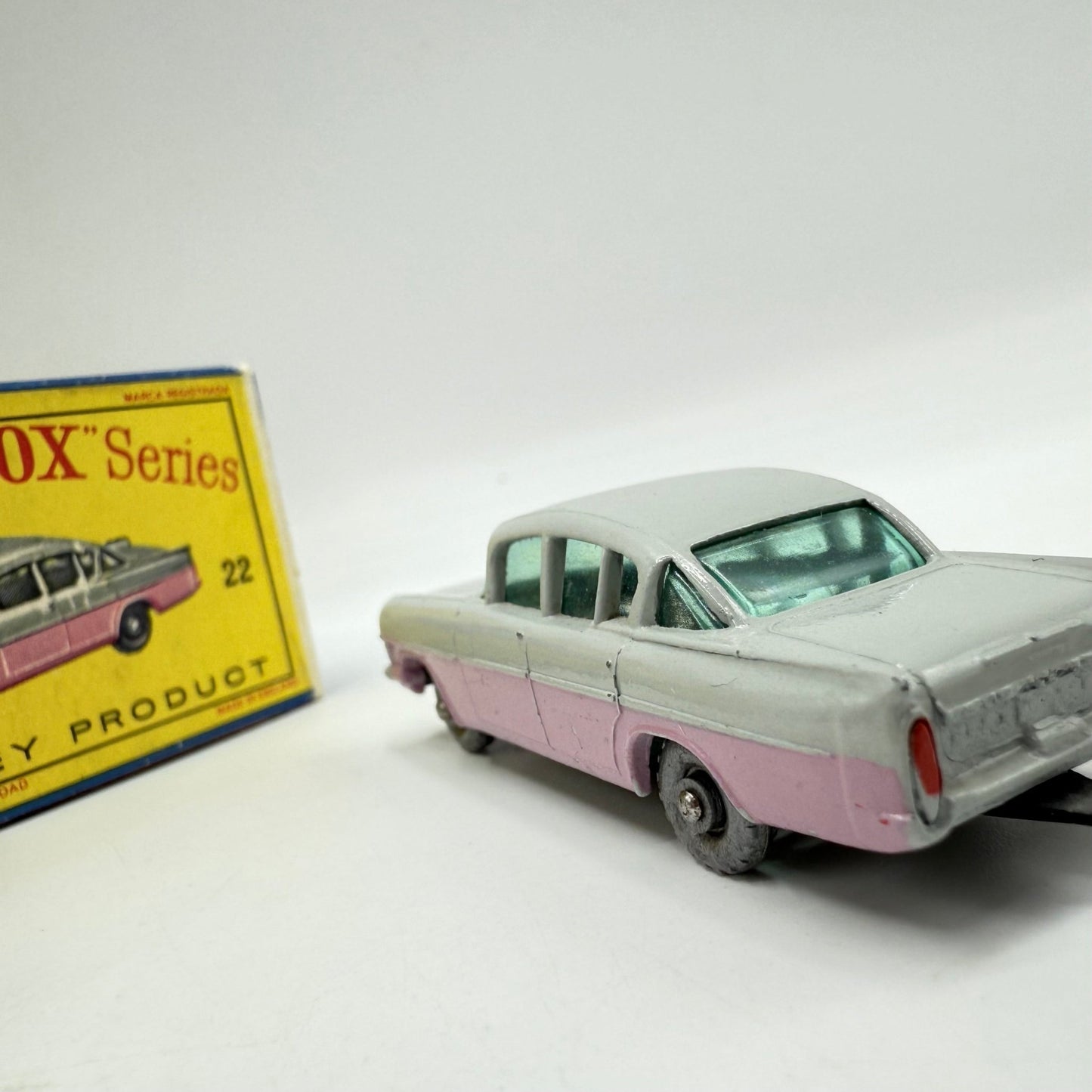 Matchbox Lesney 22b Vauxhall Cresta PA WHEEL ERROR - Magic Matchbox
