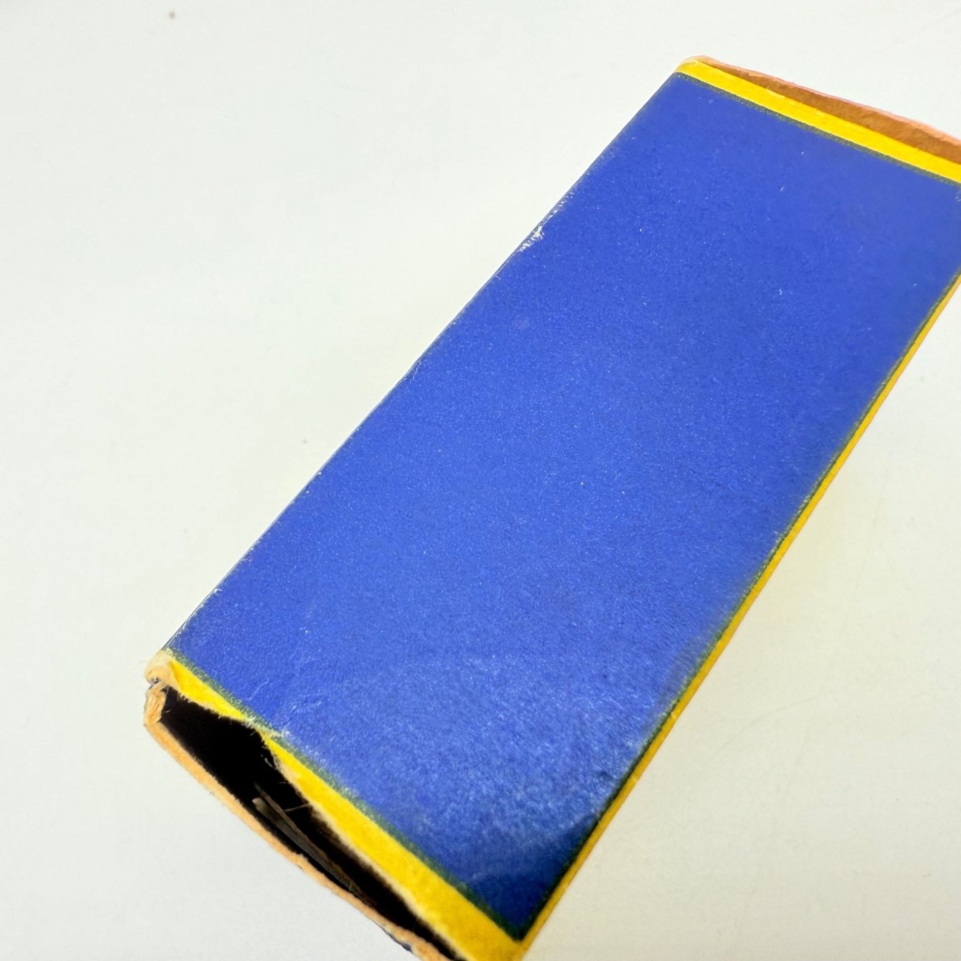 Matchbox Lesney 22b Vauxhall Cresta Pink with windows GPW - Magic Matchbox