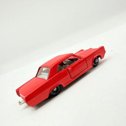 Matchbox Lesney 22c Pontiac GP Sports Coupe - Magic Matchbox