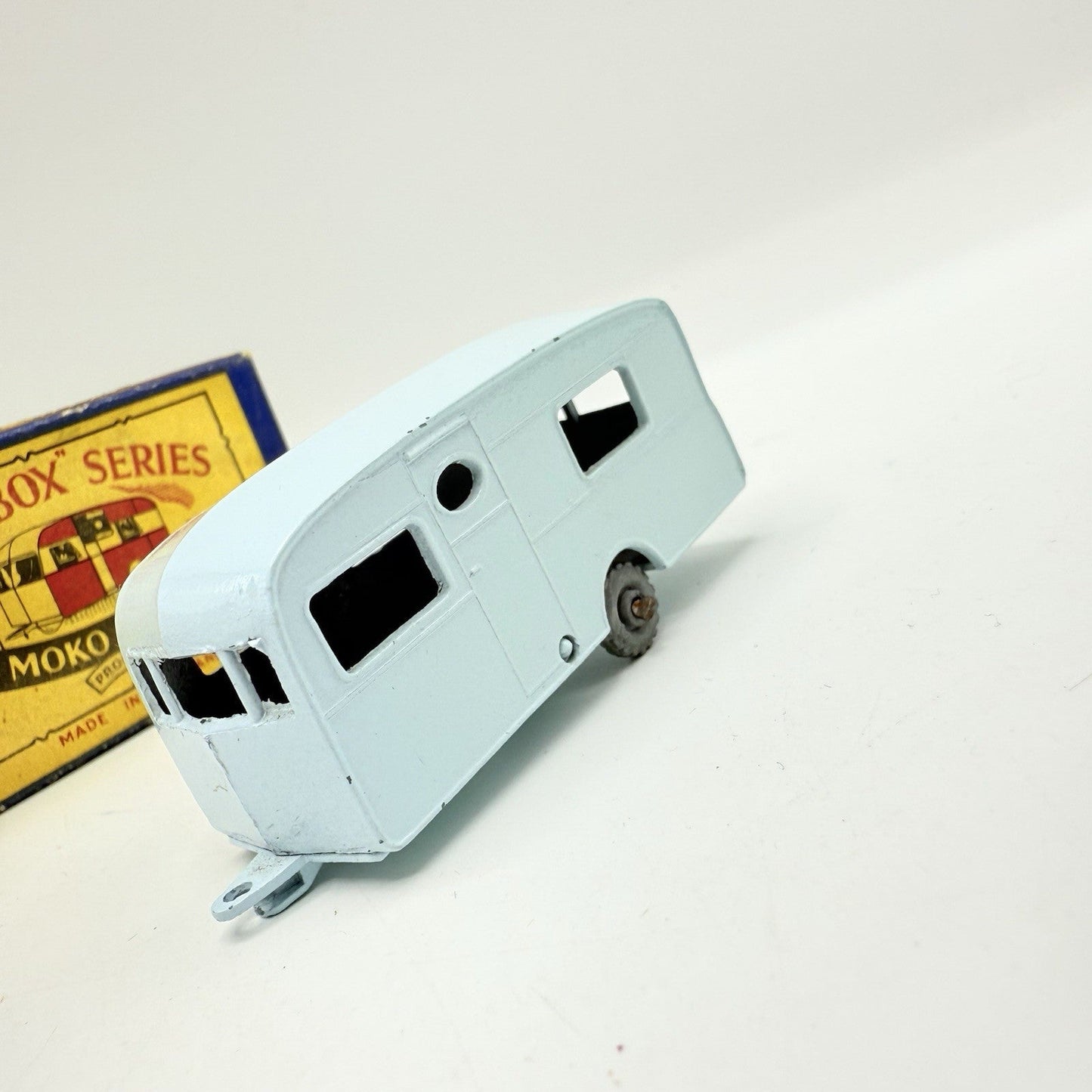 Matchbox Lesney 23a Berkeley Cavalier Caravan - Magic Matchbox