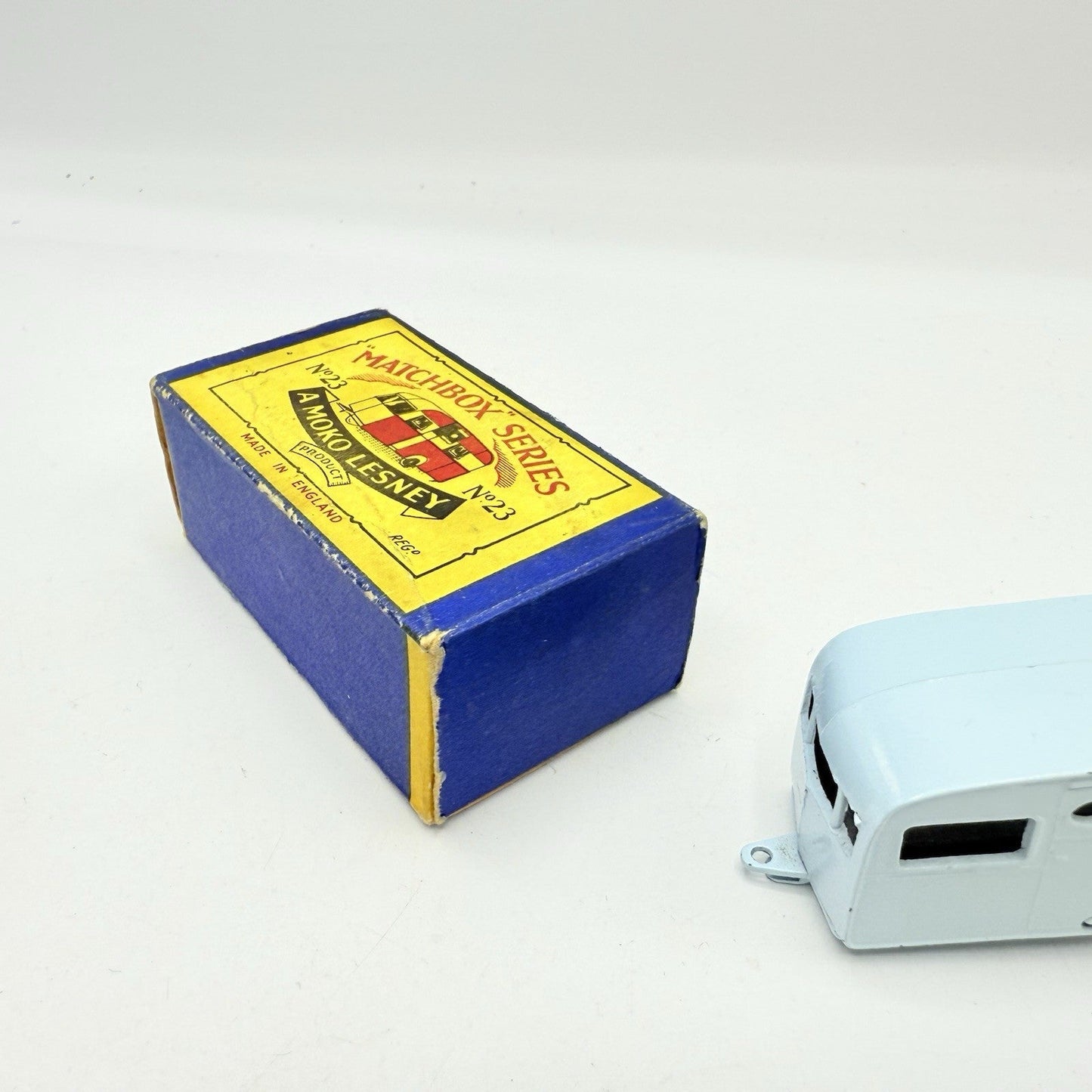 Matchbox Lesney 23a Berkeley Cavalier Caravan - Magic Matchbox