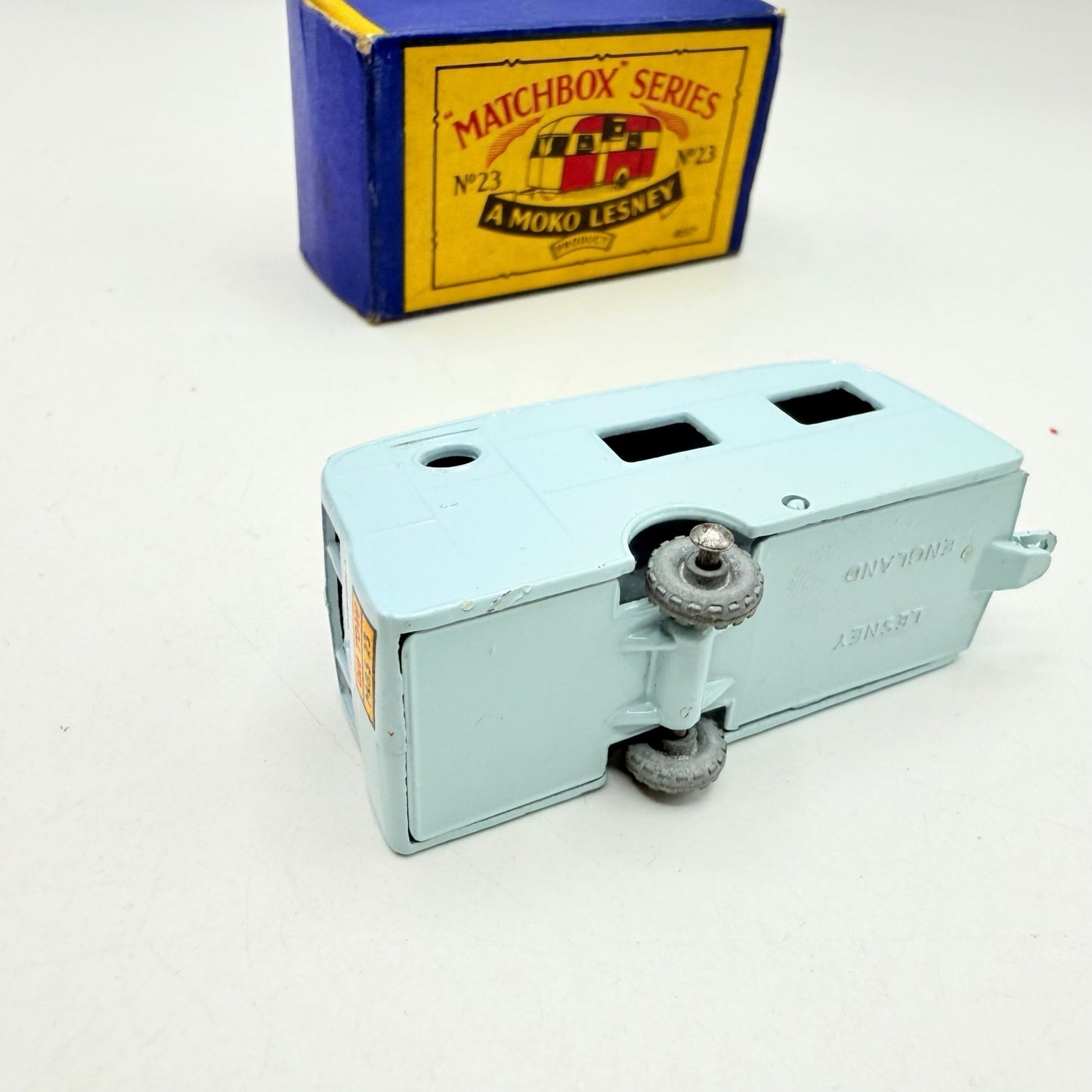 Matchbox Lesney 23a Berkeley Cavalier Caravan MW - Magic Matchbox