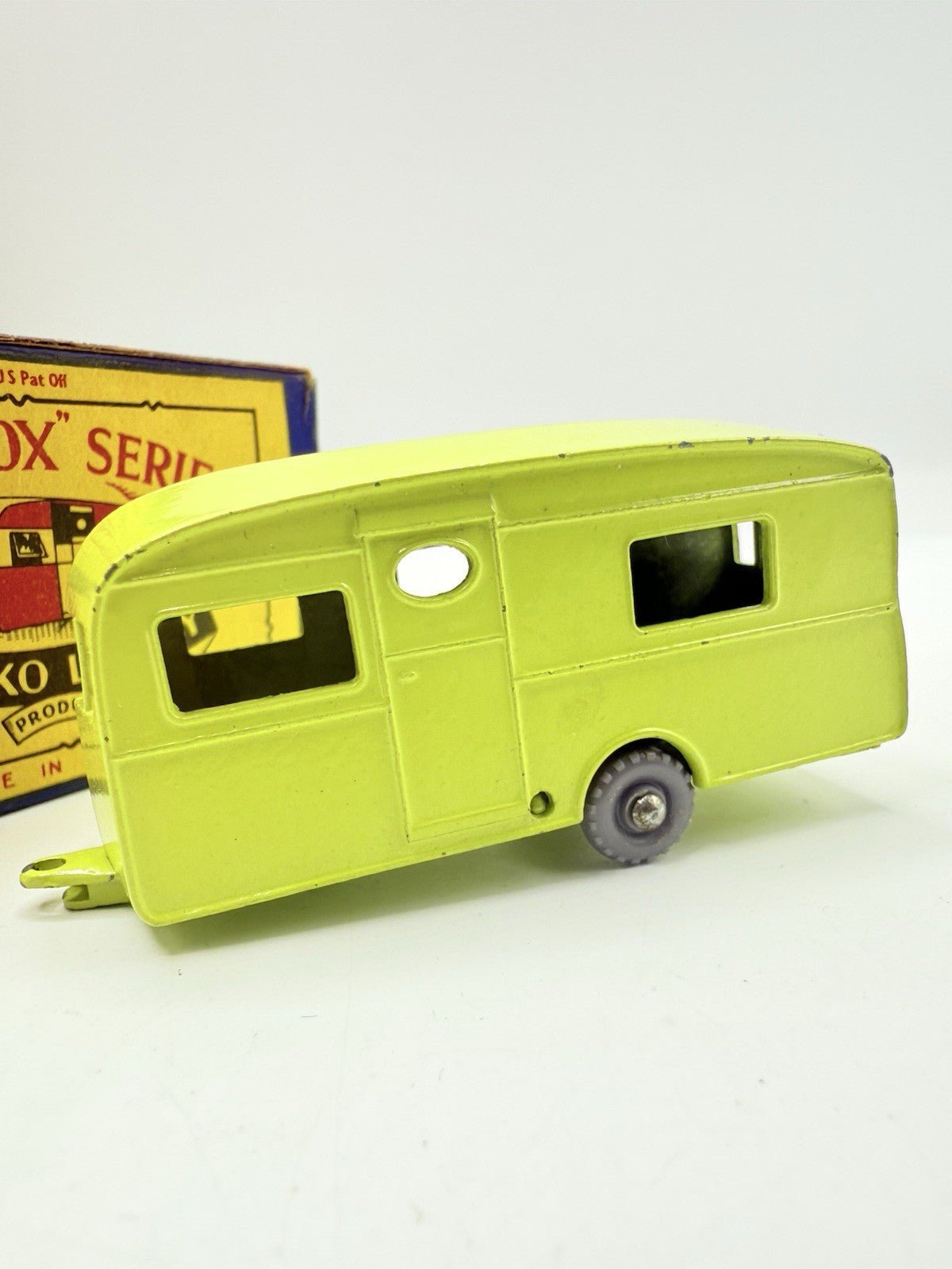 Matchbox Lesney 23b Caravan Lime Green GPW - Magic Matchbox