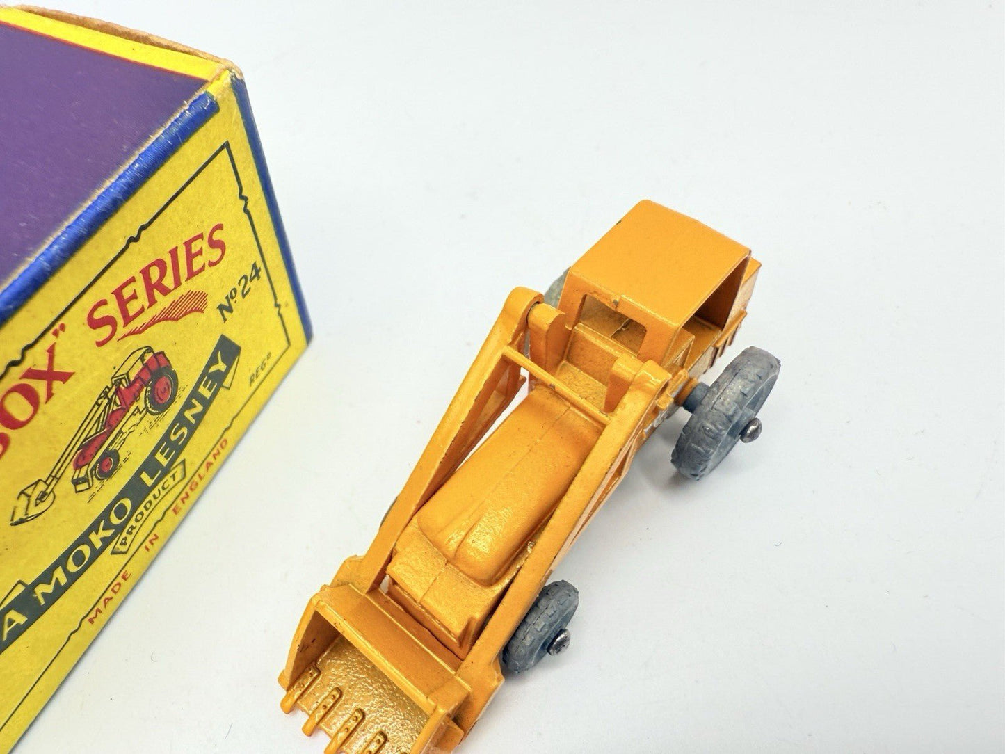 Matchbox Lesney 24a Weatherill Hydraulic Excavator - Magic Matchbox